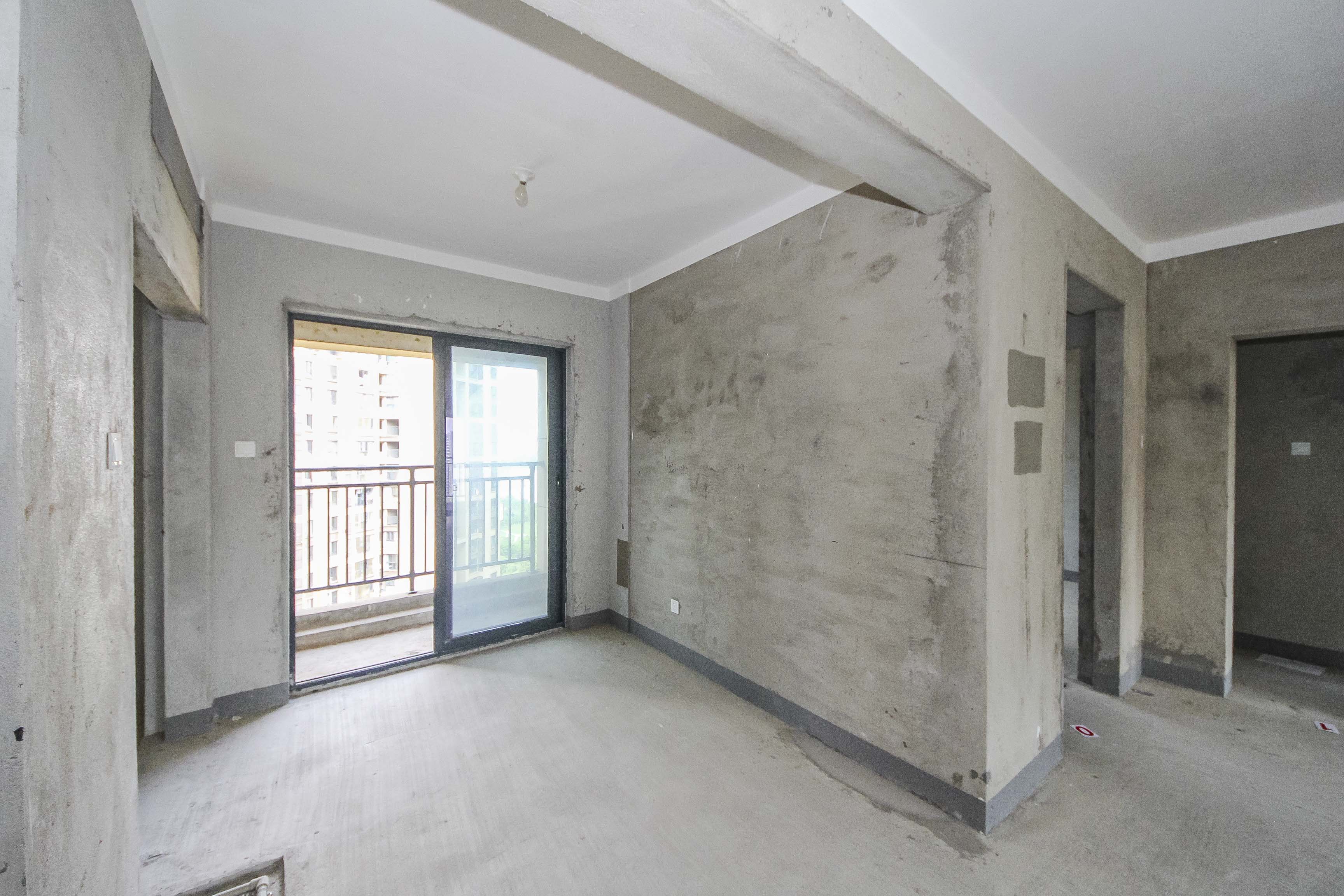 湘熙水郡（观澜海赋家园）  3室2厅2卫    155.0万客厅