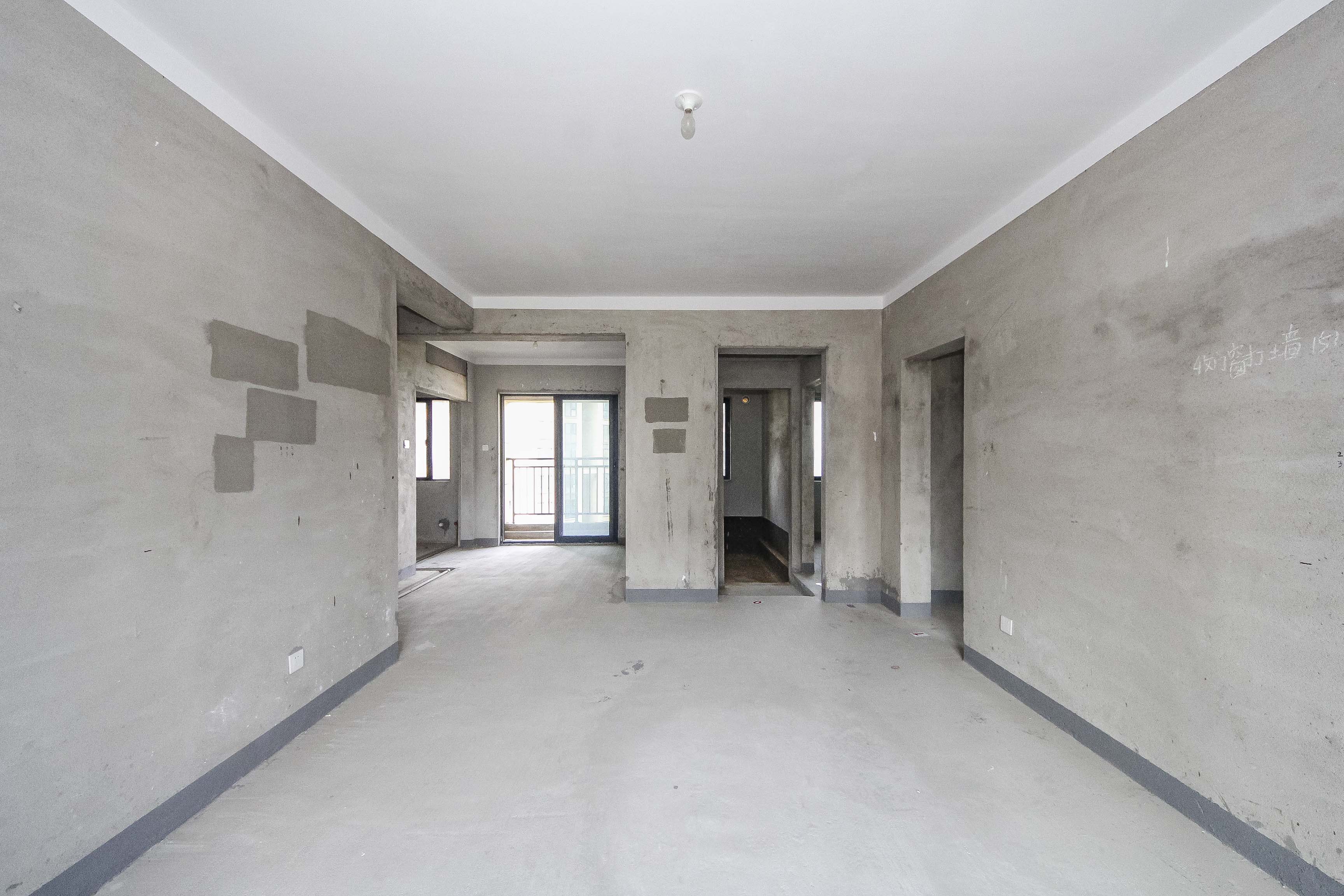 湘熙水郡（观澜海赋家园）  3室2厅2卫    155.0万客厅