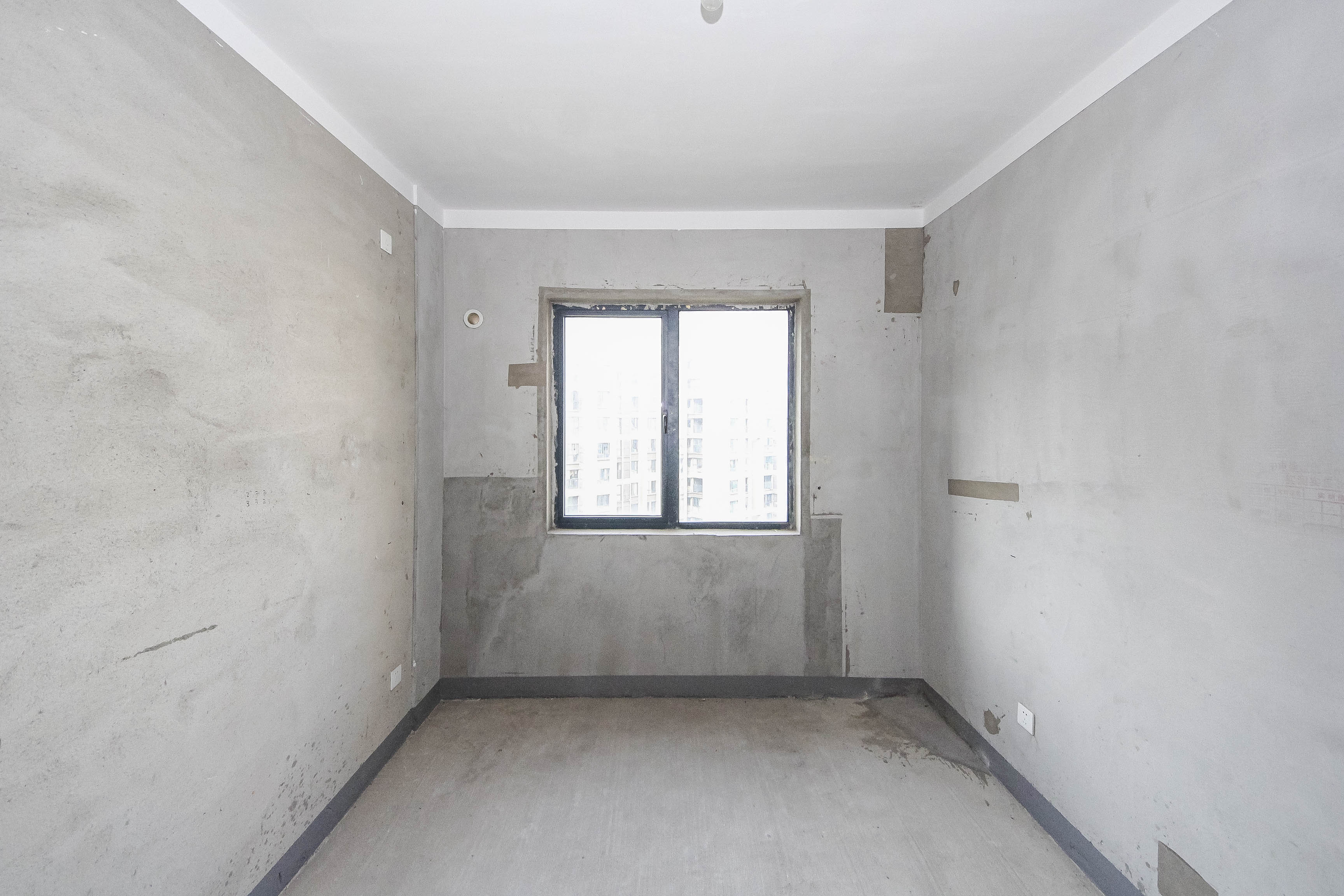 湘熙水郡（观澜海赋家园）  3室2厅2卫    155.0万卧室