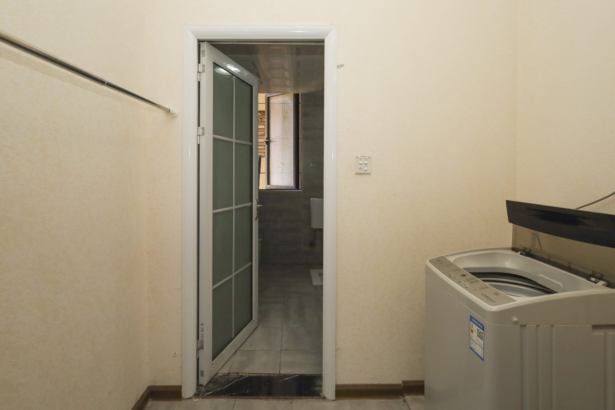 保利西海岸A区  4室2厅2卫    199.0万 保利西海岸A区  4室2厅2卫    199.0万卫生间