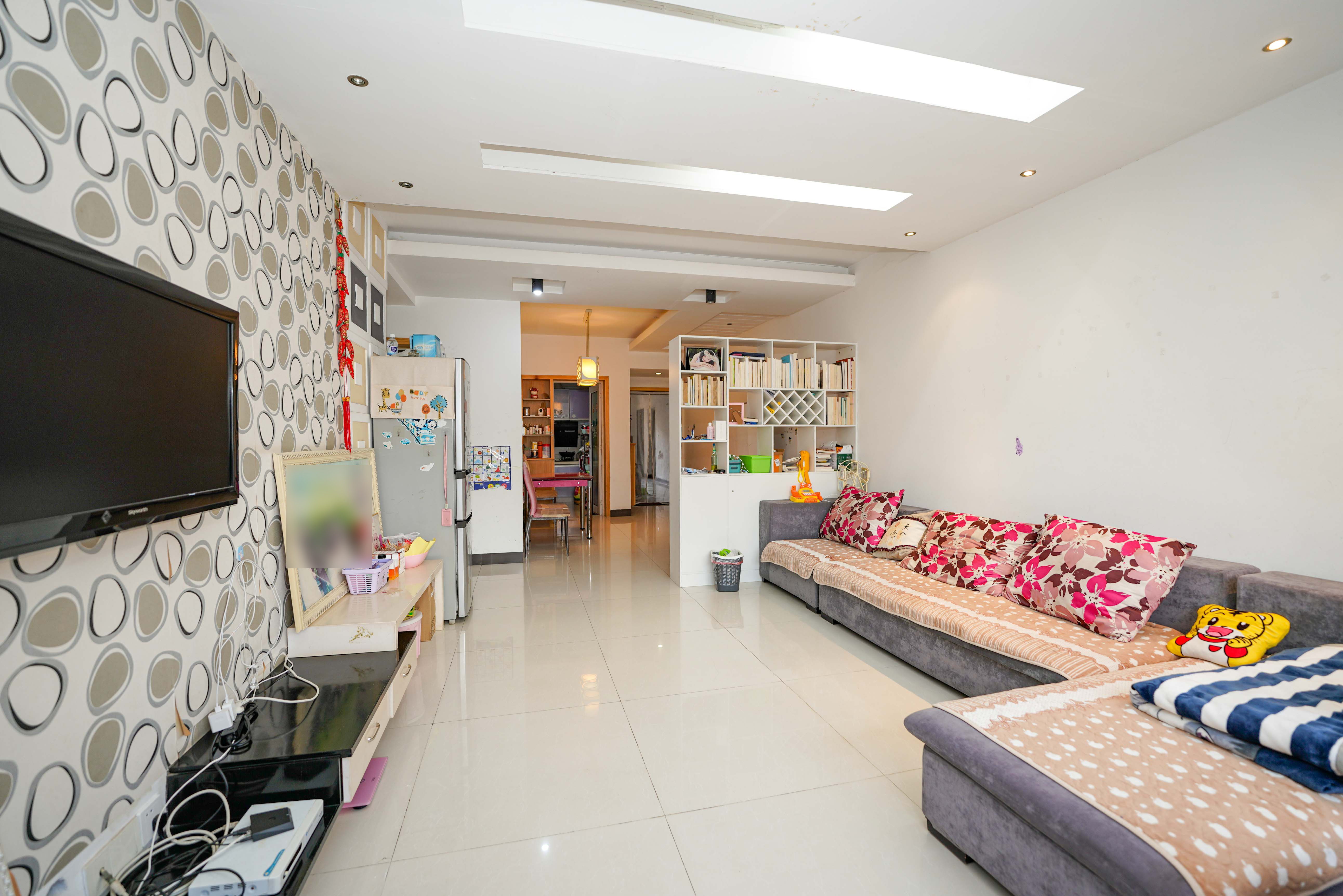 鑫天山城明珠  2室2厅1卫    41.8万 鑫天山城明珠  2室2厅1卫    41.8万客厅