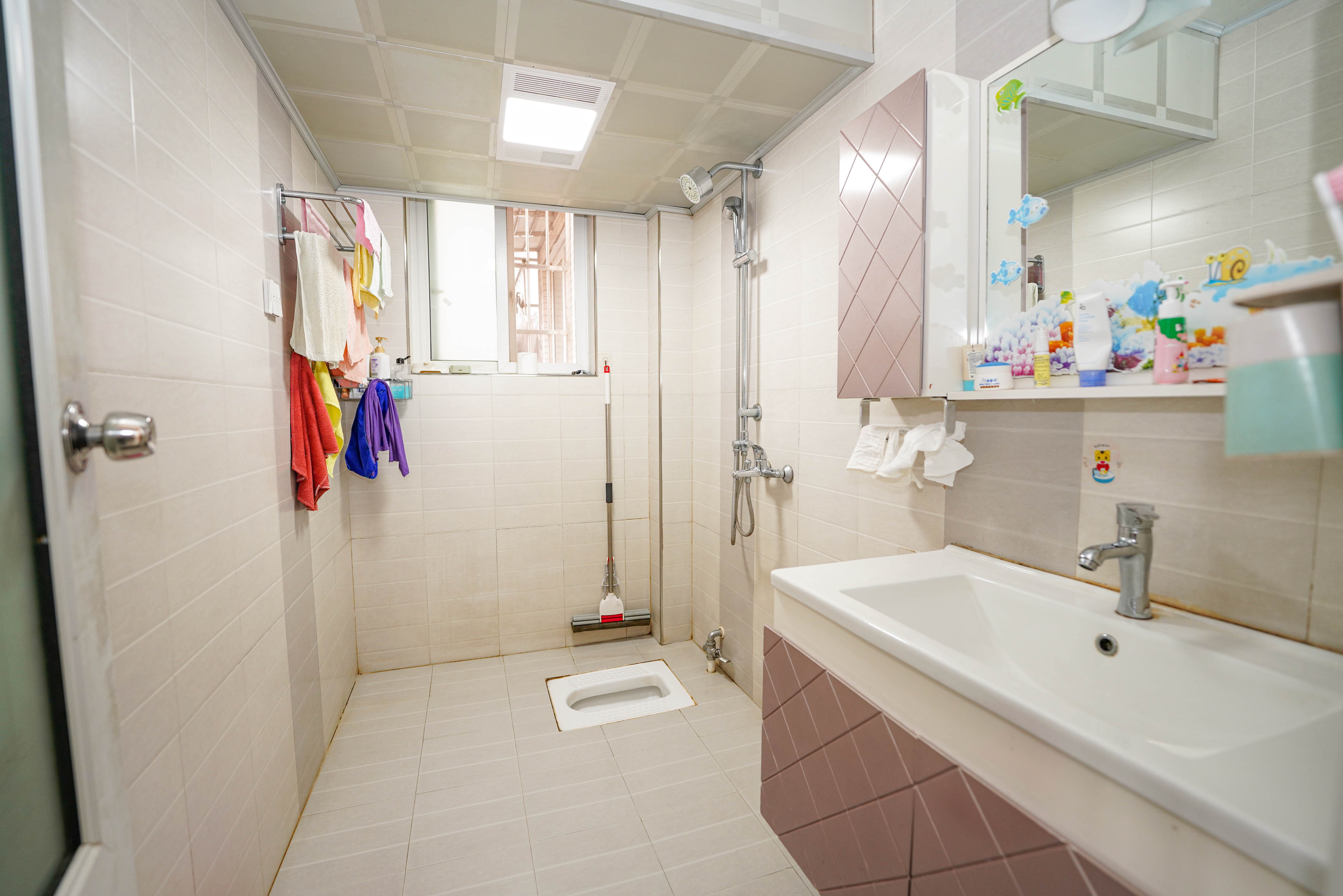 鑫天山城明珠  2室2厅1卫    41.8万 鑫天山城明珠  2室2厅1卫    41.8万卫生间