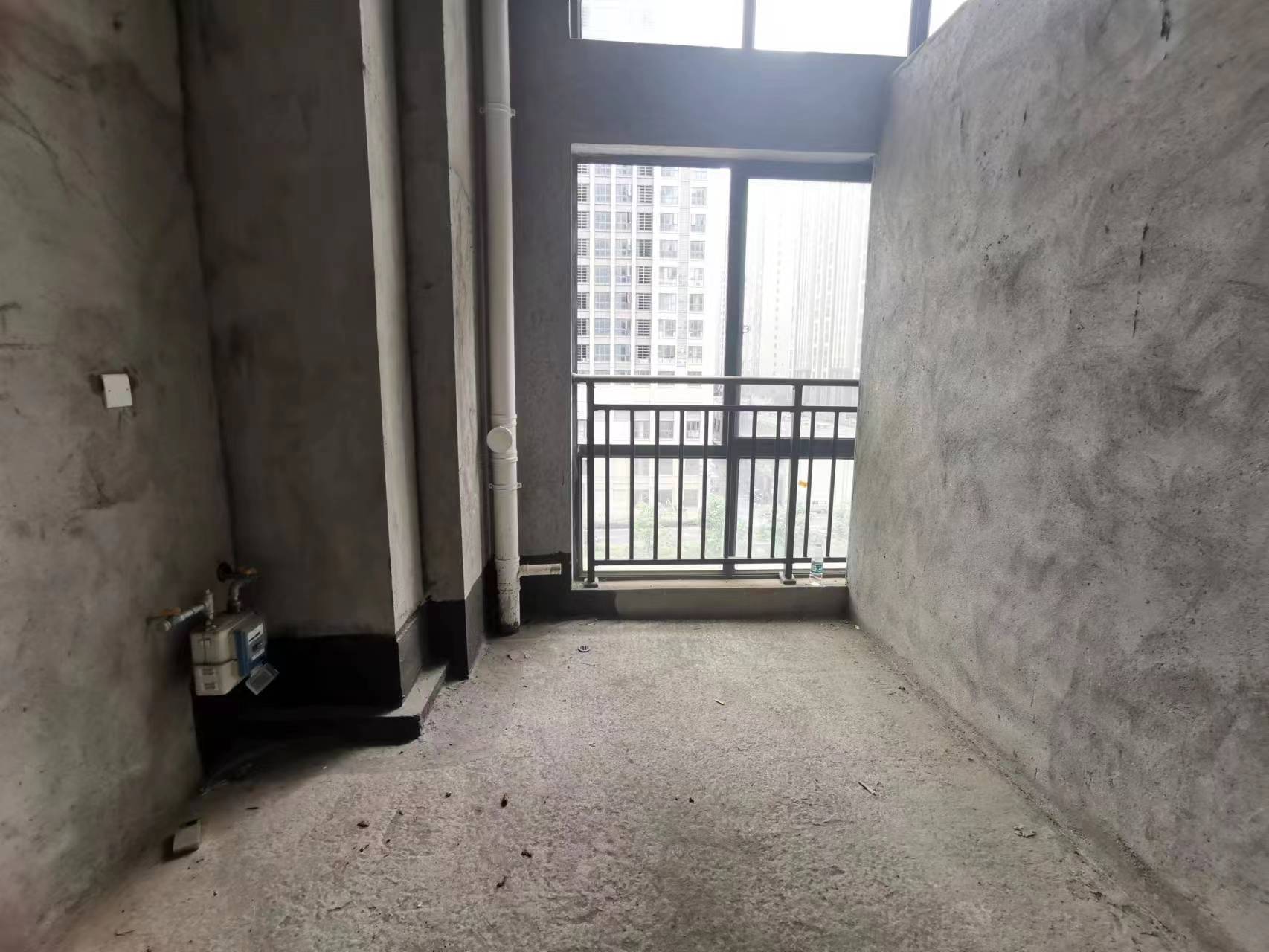 九八缔景城  4室2厅2卫    42.8万 九八缔景城  4室2厅2卫    42.8万