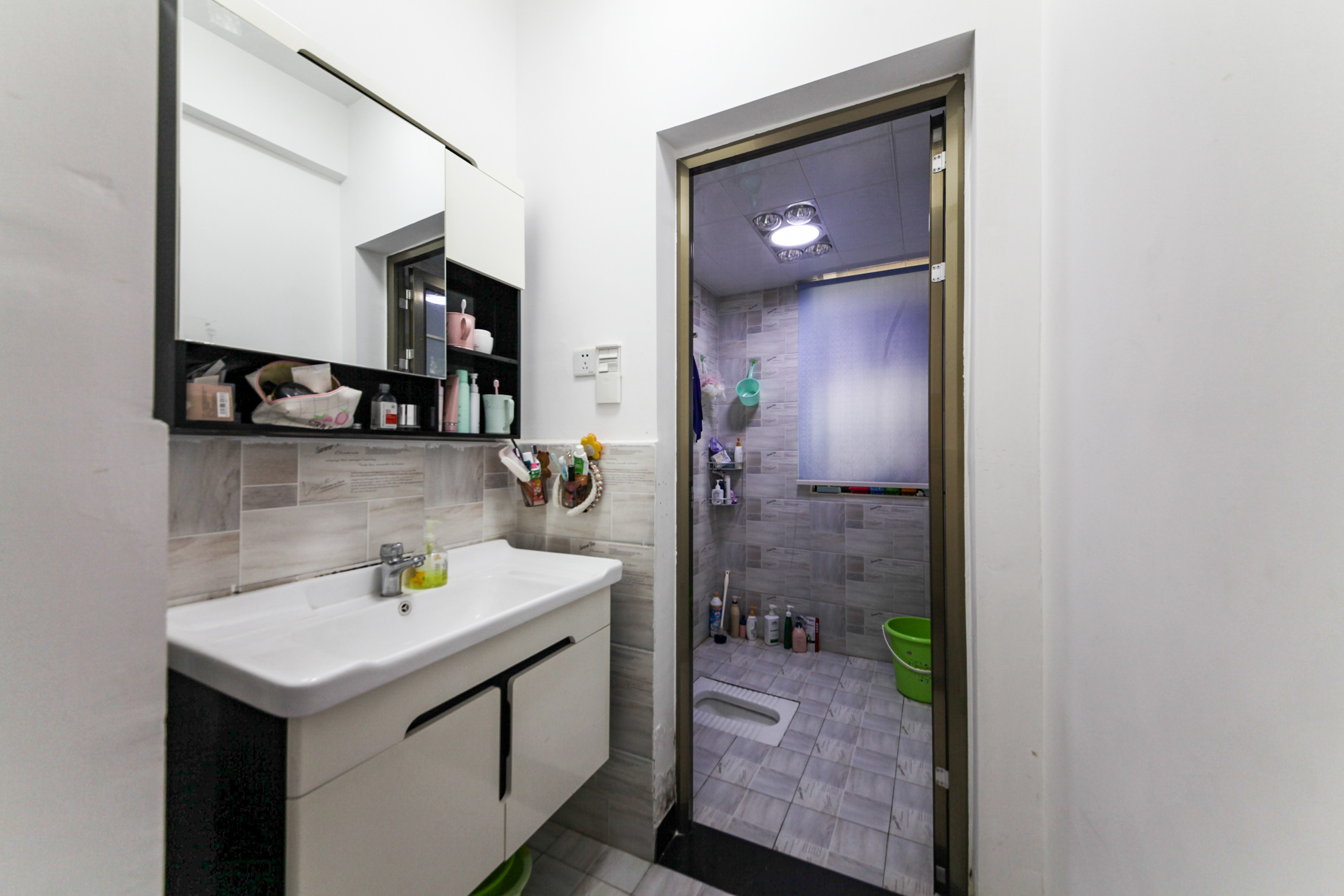 乾源国际  3室2厅1卫   87.20万 乾源国际  3室2厅1卫   87.20万卫生间