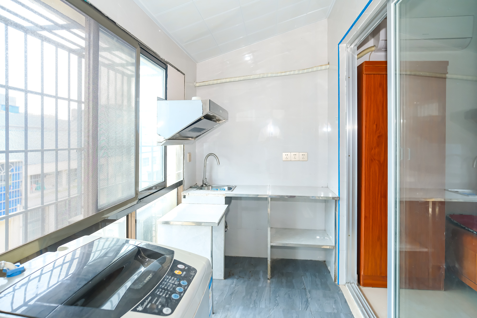 星沙五区 17室8厅13卫 365.0万 星沙五区 17室8厅13卫 365.0万厨房