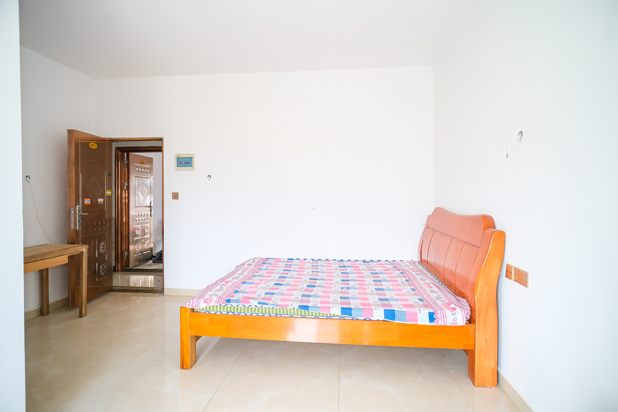 星沙五区 17室8厅13卫 365.0万 星沙五区 17室8厅13卫 365.0万卧室