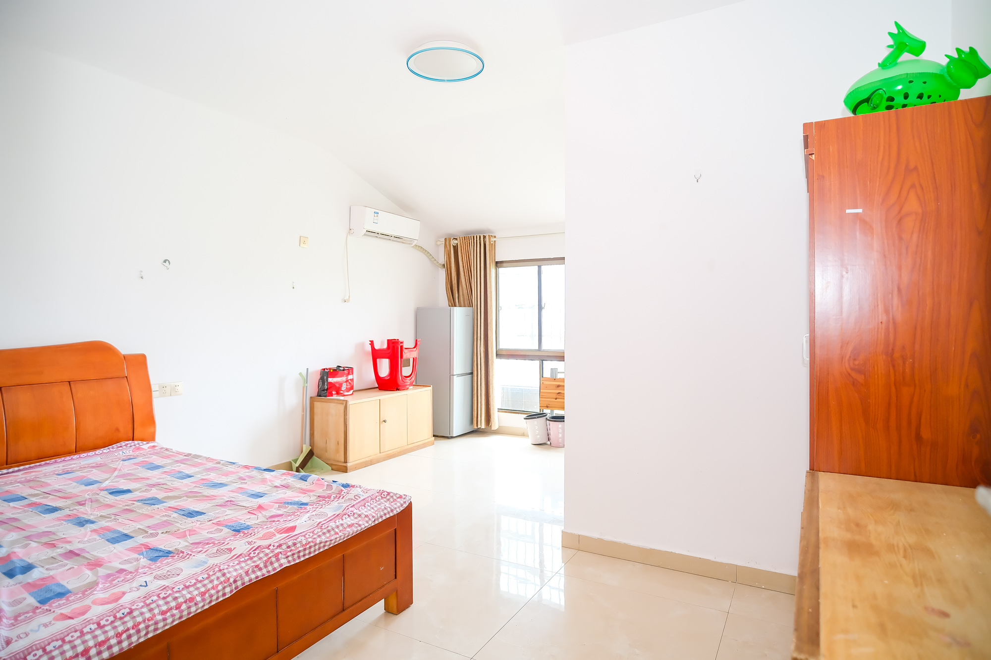 星沙五区 17室8厅13卫 365.0万 星沙五区 17室8厅13卫 365.0万卧室