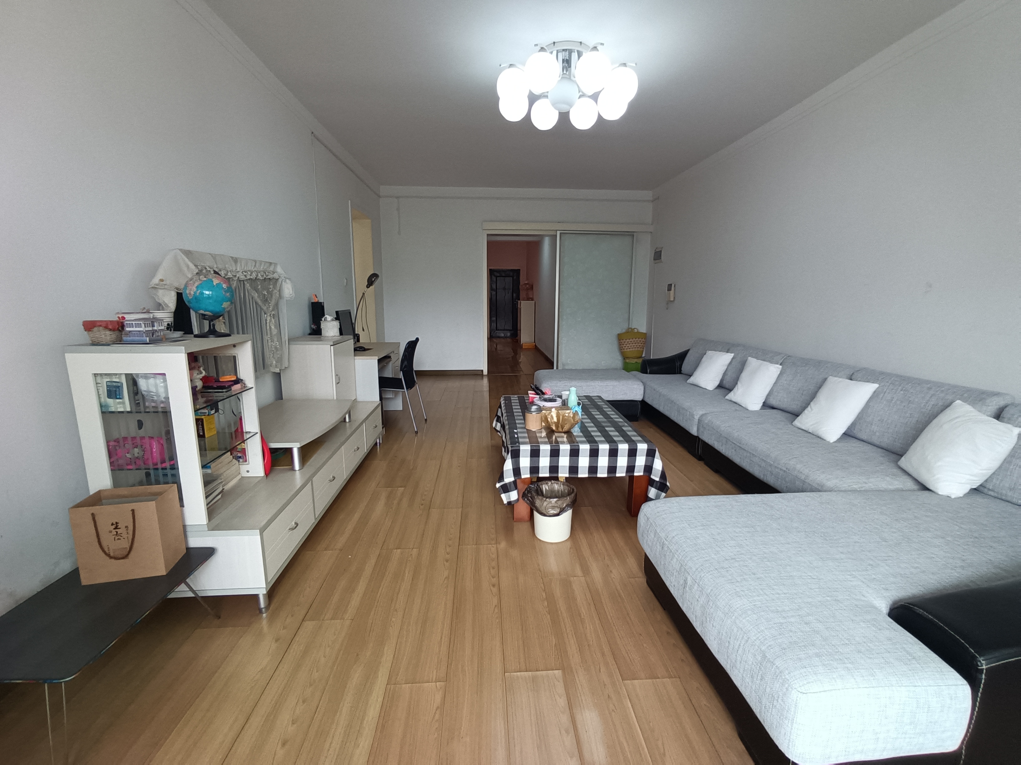 耀华锦园 3室2厅2卫 68.00万 耀华锦园 3室2厅2卫 68.00万室内图