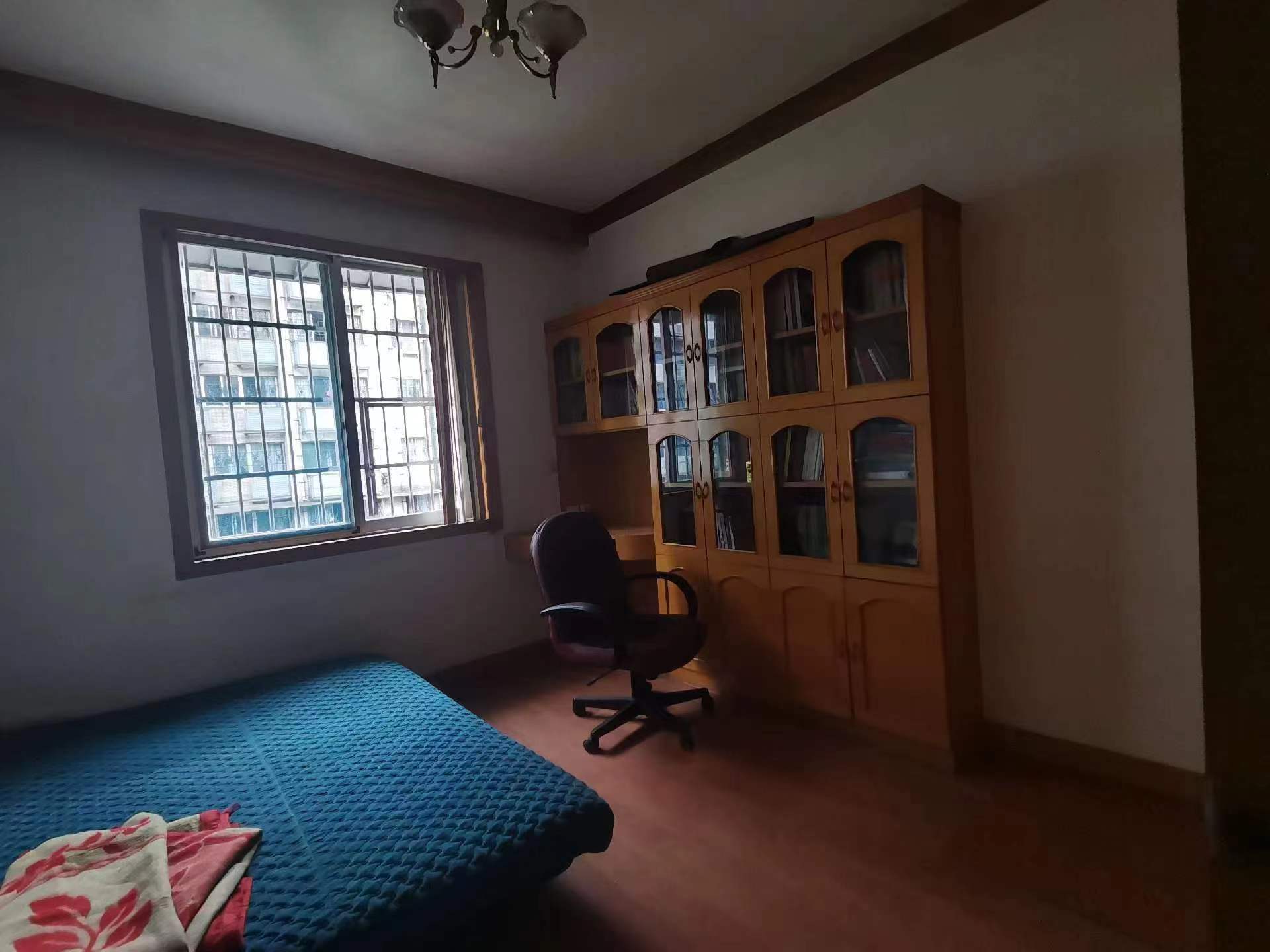 建设中路散盘 3室2厅1卫 38.00万 建设中路散盘 3室2厅1卫 38.00万室内图