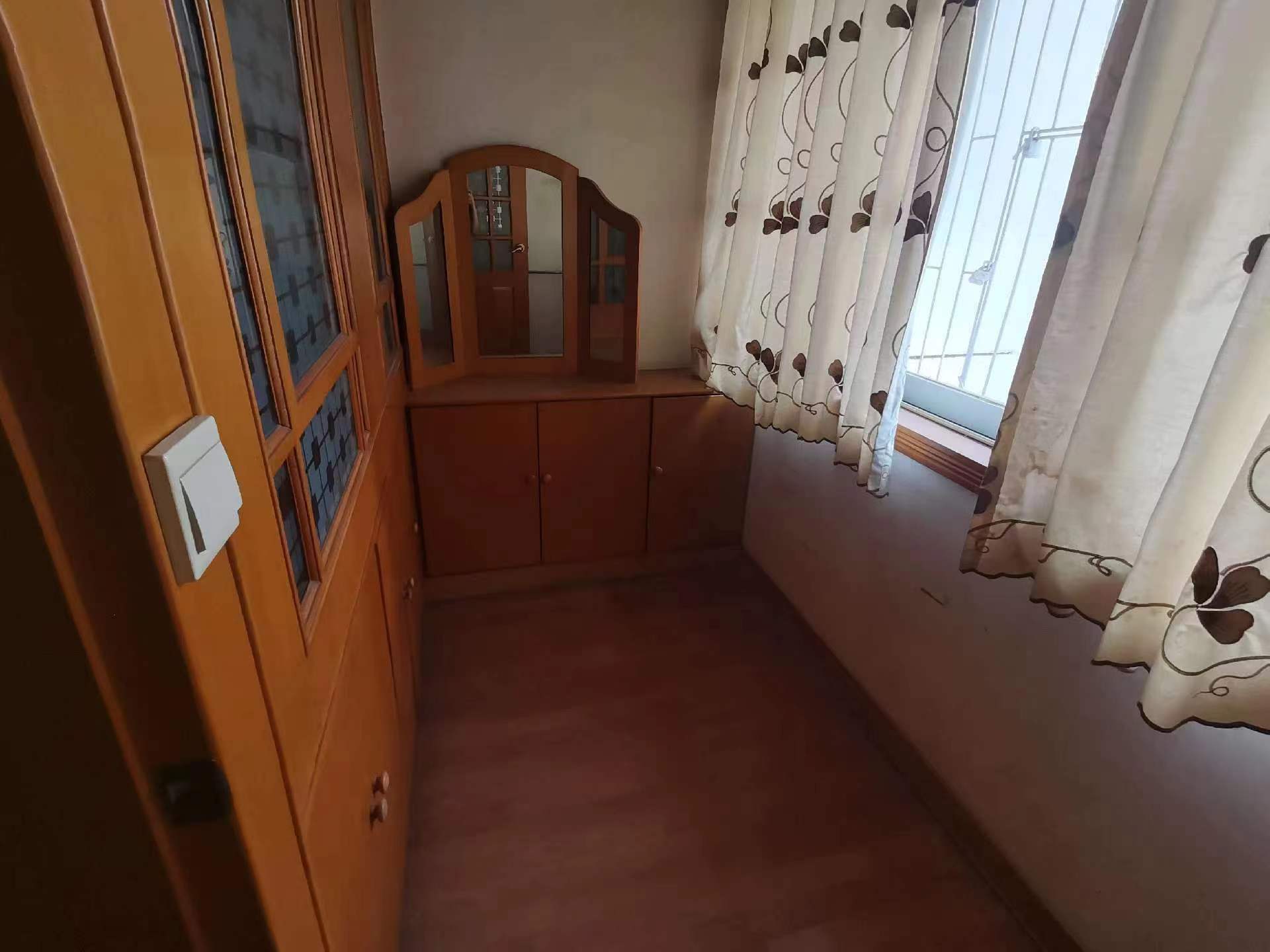 建设中路散盘 3室2厅1卫 38.00万 建设中路散盘 3室2厅1卫 38.00万室内图