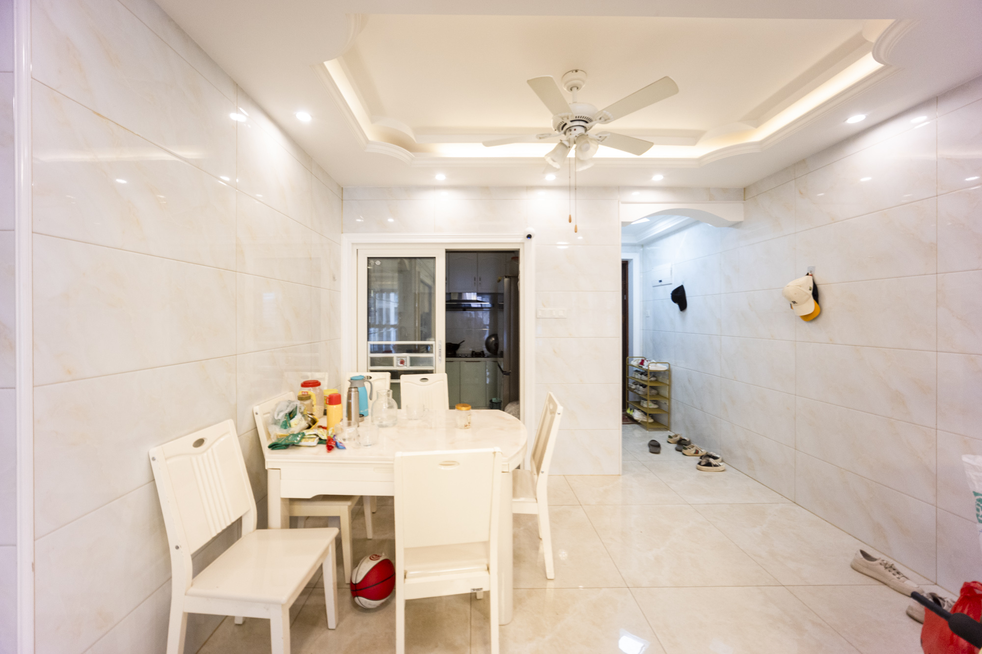 明昇壹城（明昇时代广场）一期  3室2厅2卫    198.0万客厅