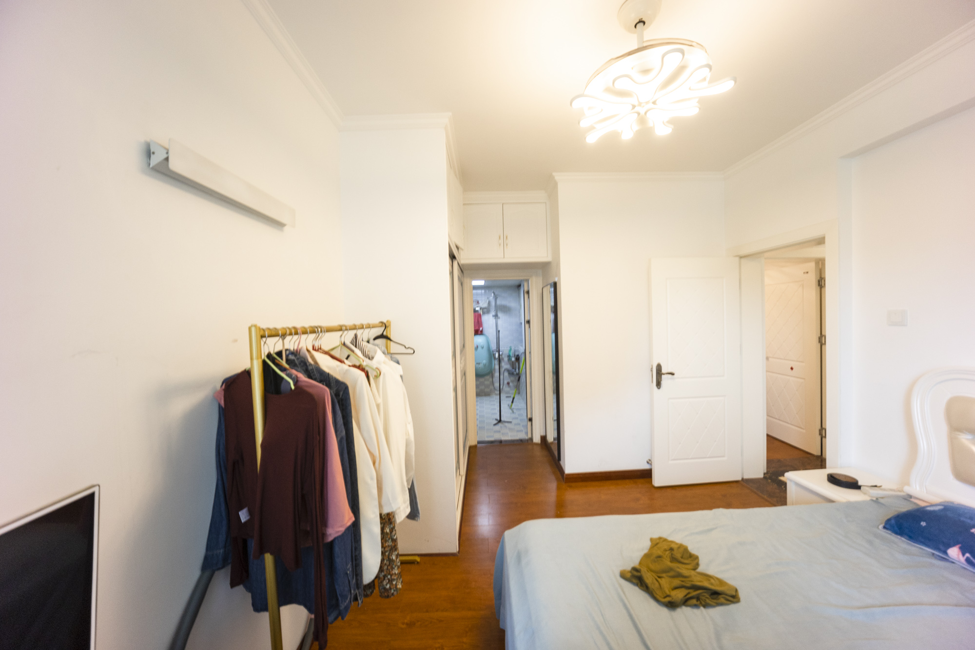 明昇壹城（明昇时代广场）一期  3室2厅2卫    198.0万卧室