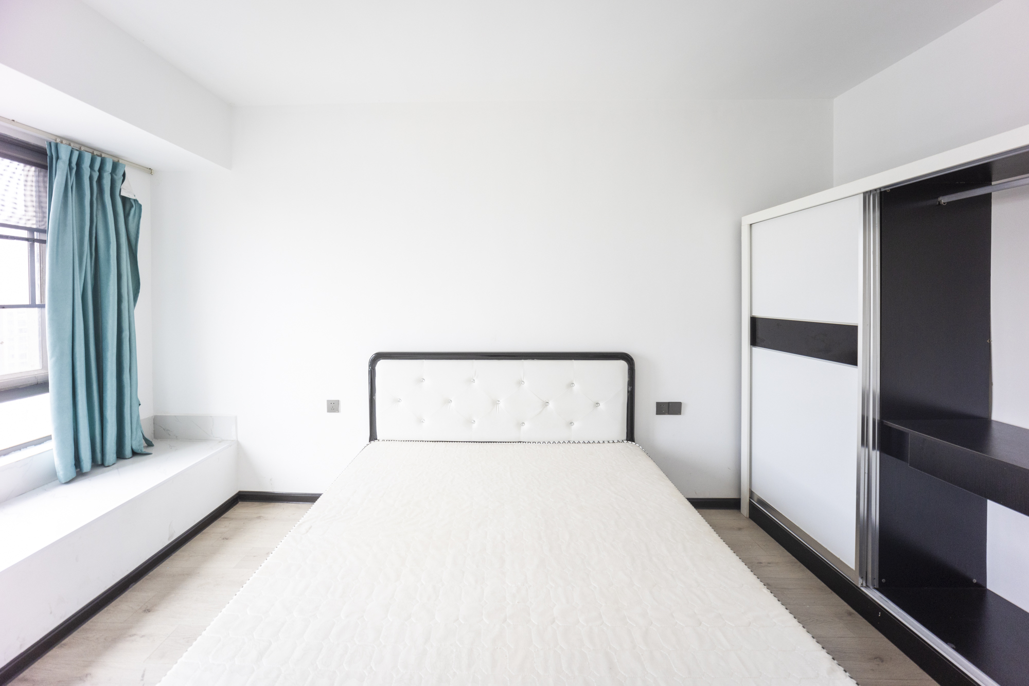 阳光城尚东湾青云苑  3室2厅1卫    80.0万卧室