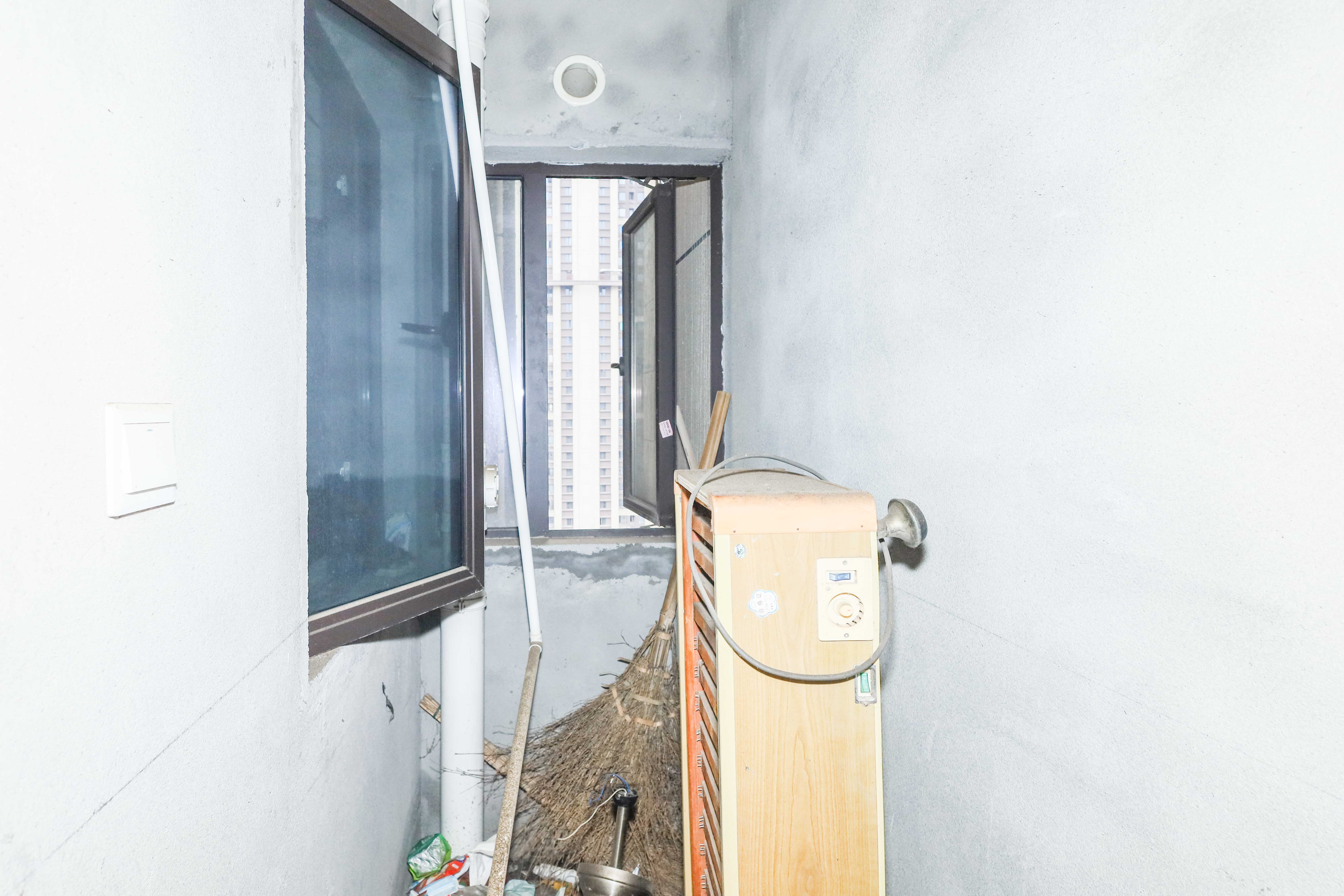 中国铁建梅溪青秀二期  3室2厅1卫   110.00万其他