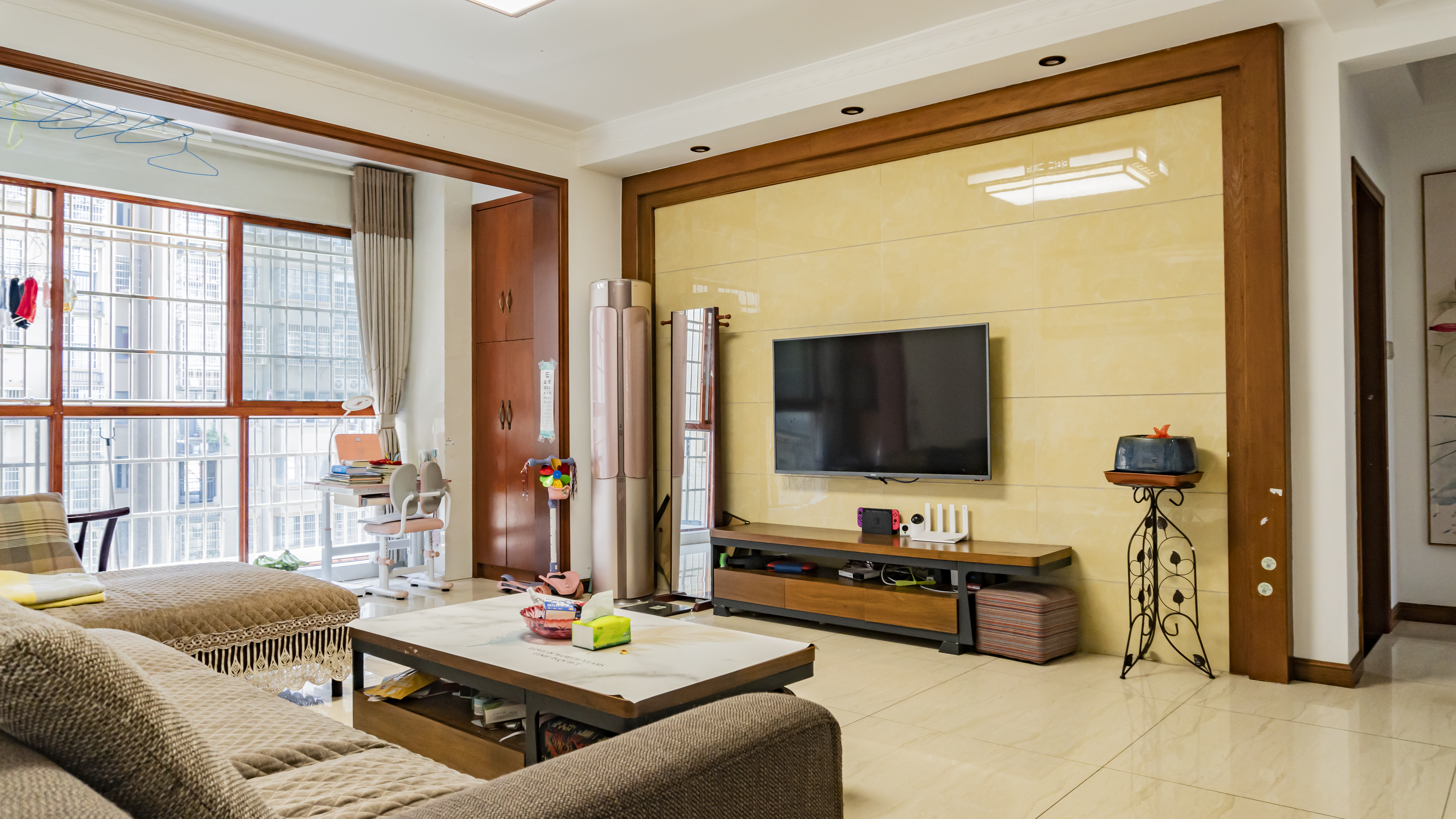 滨江花园 4室2厅2卫 88.80万 滨江花园 4室2厅2卫 88.80万室内图