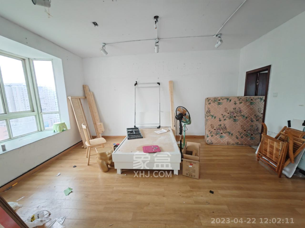 长远华樟名府  3室1厅1卫   2500.00元/月室内图