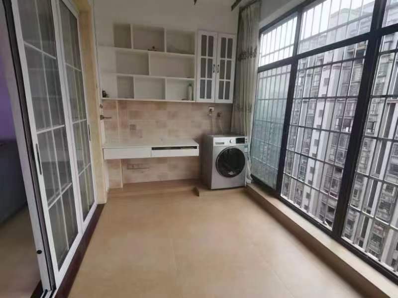 冠都现代城（冠都幸福彼岸）  2室1厅1卫   1800.00元/月室内图