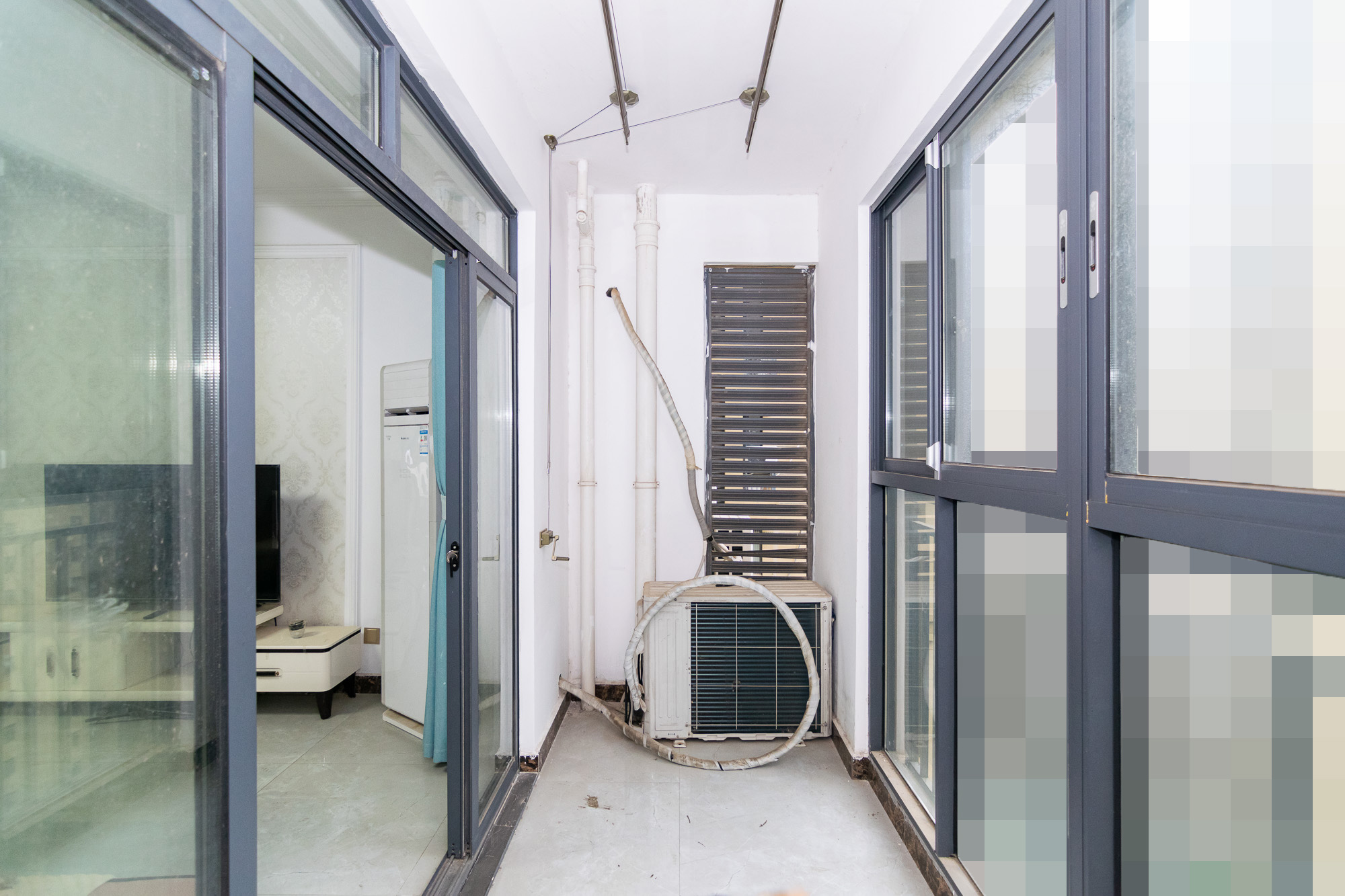 澳海澜庭 3室2厅2卫 88.5万 澳海澜庭 3室2厅2卫 88.5万阳台