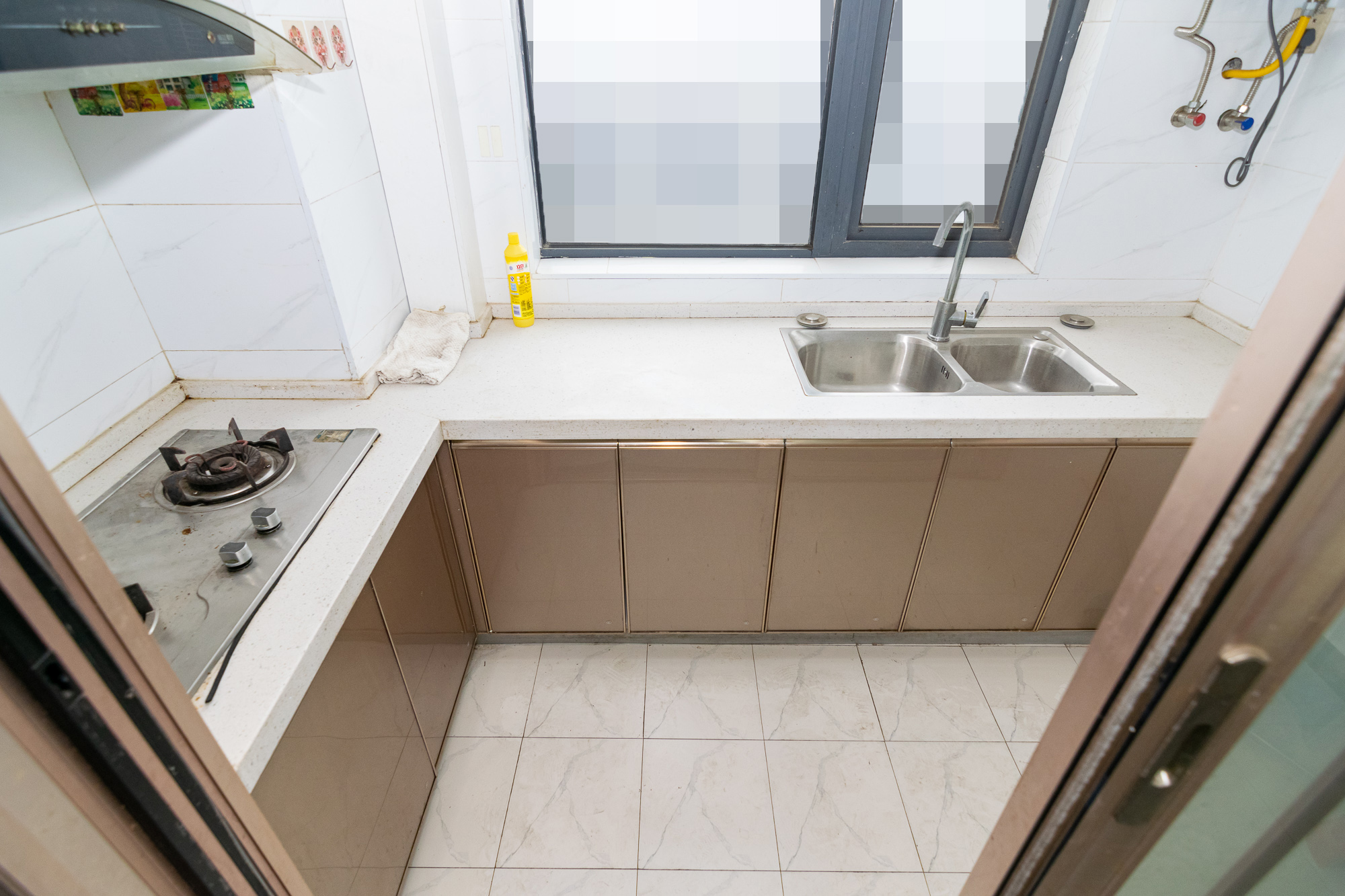 澳海澜庭 3室2厅2卫 88.5万 澳海澜庭 3室2厅2卫 88.5万厨房