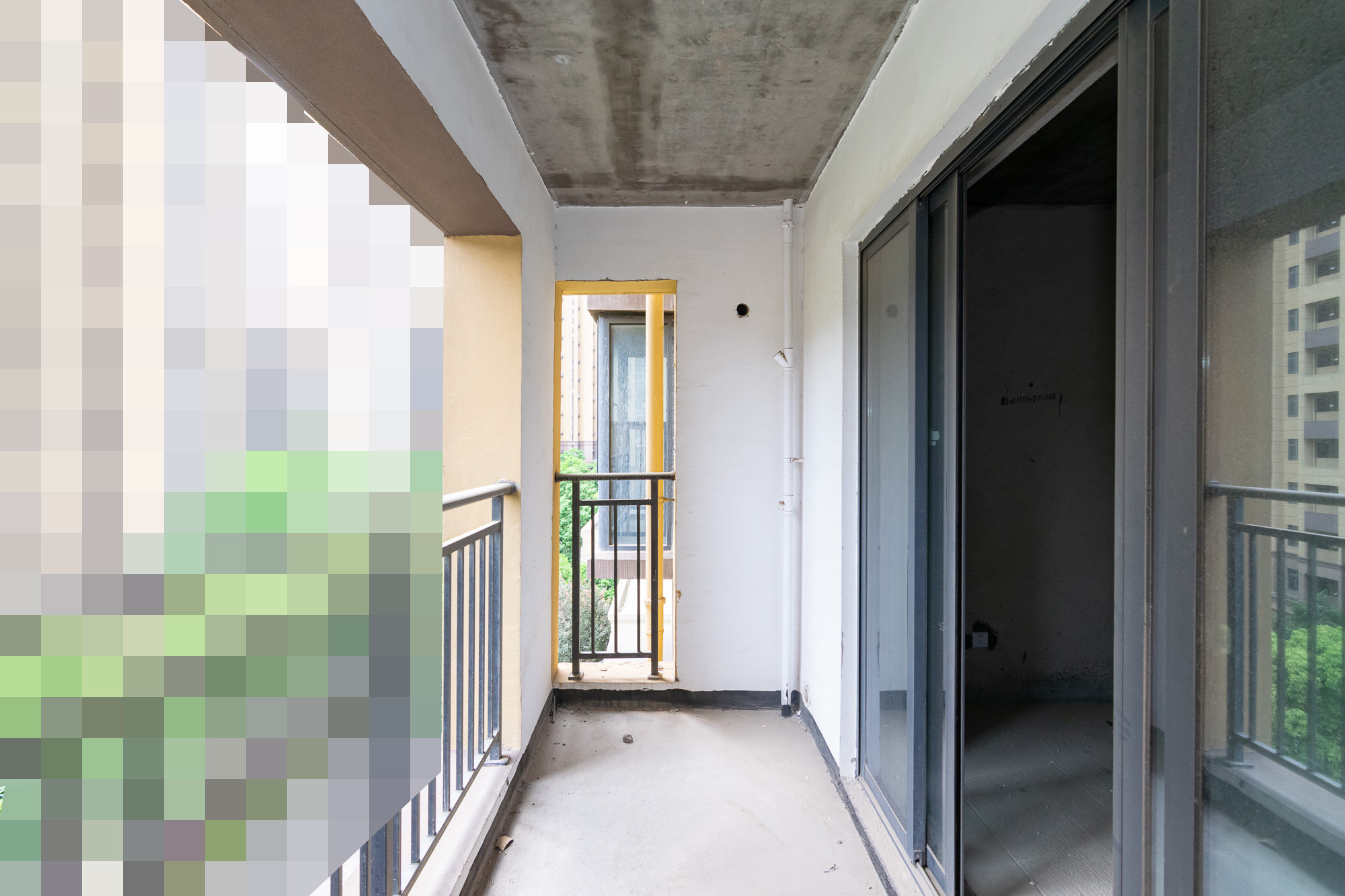 澳海谷山府 4室2厅2卫 70.00万 澳海谷山府 4室2厅2卫 70.00万阳台