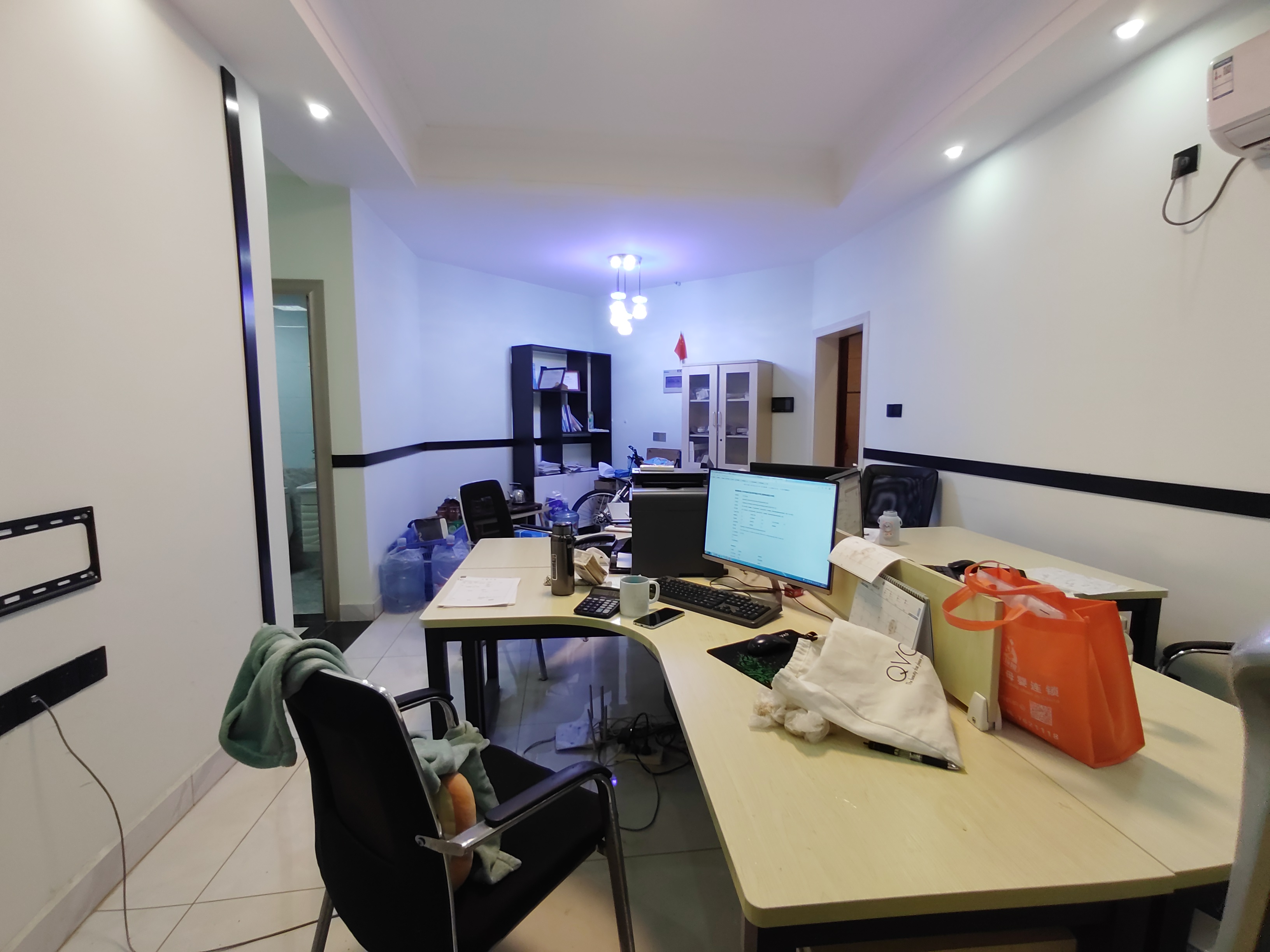 庐山一号  2室1厅1卫   48.60万 庐山一号  2室1厅1卫   48.60万室内图