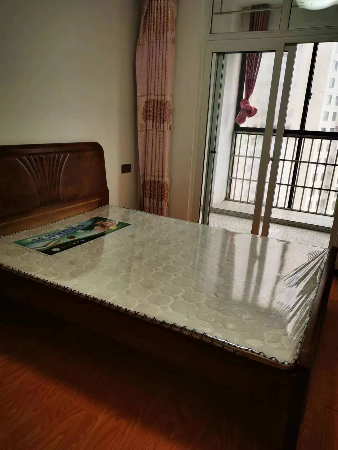 美的林城时代  3室2厅2卫   2800.00元/月室内图
