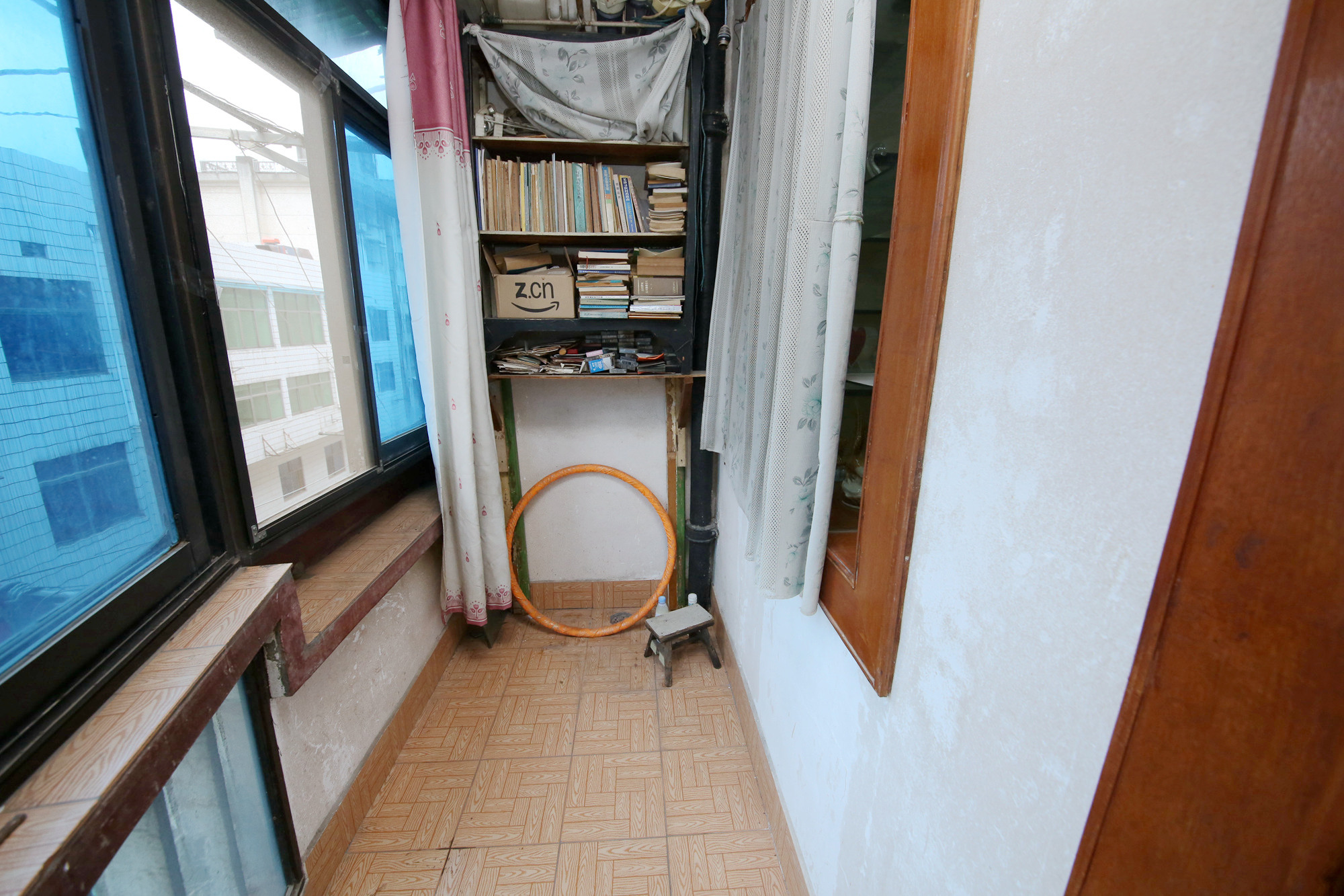 长沙市疾病预防控制中心（芙蓉区）  2室2厅1卫   48.00万阳台