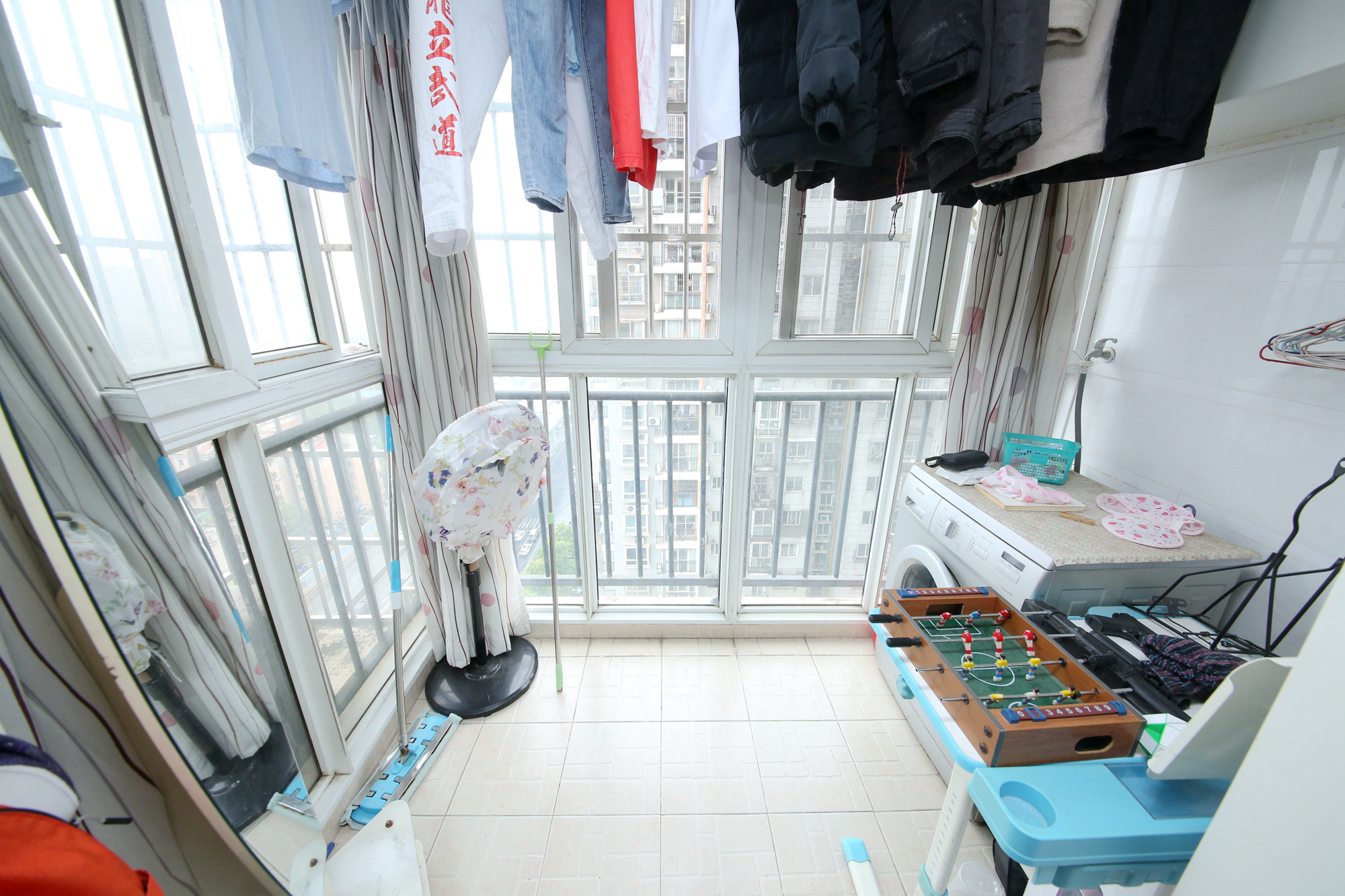 星典时代  2室1厅1卫   80.00万阳台