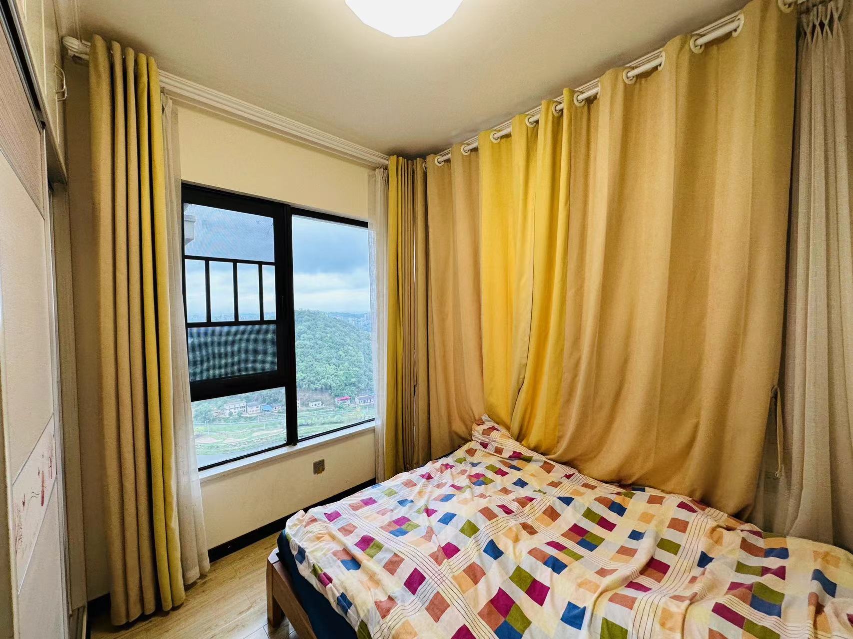 翡翠公园(北大资源)  3室2厅1卫    69.0万 翡翠公园(北大资源)  3室2厅1卫    69.0万室内图