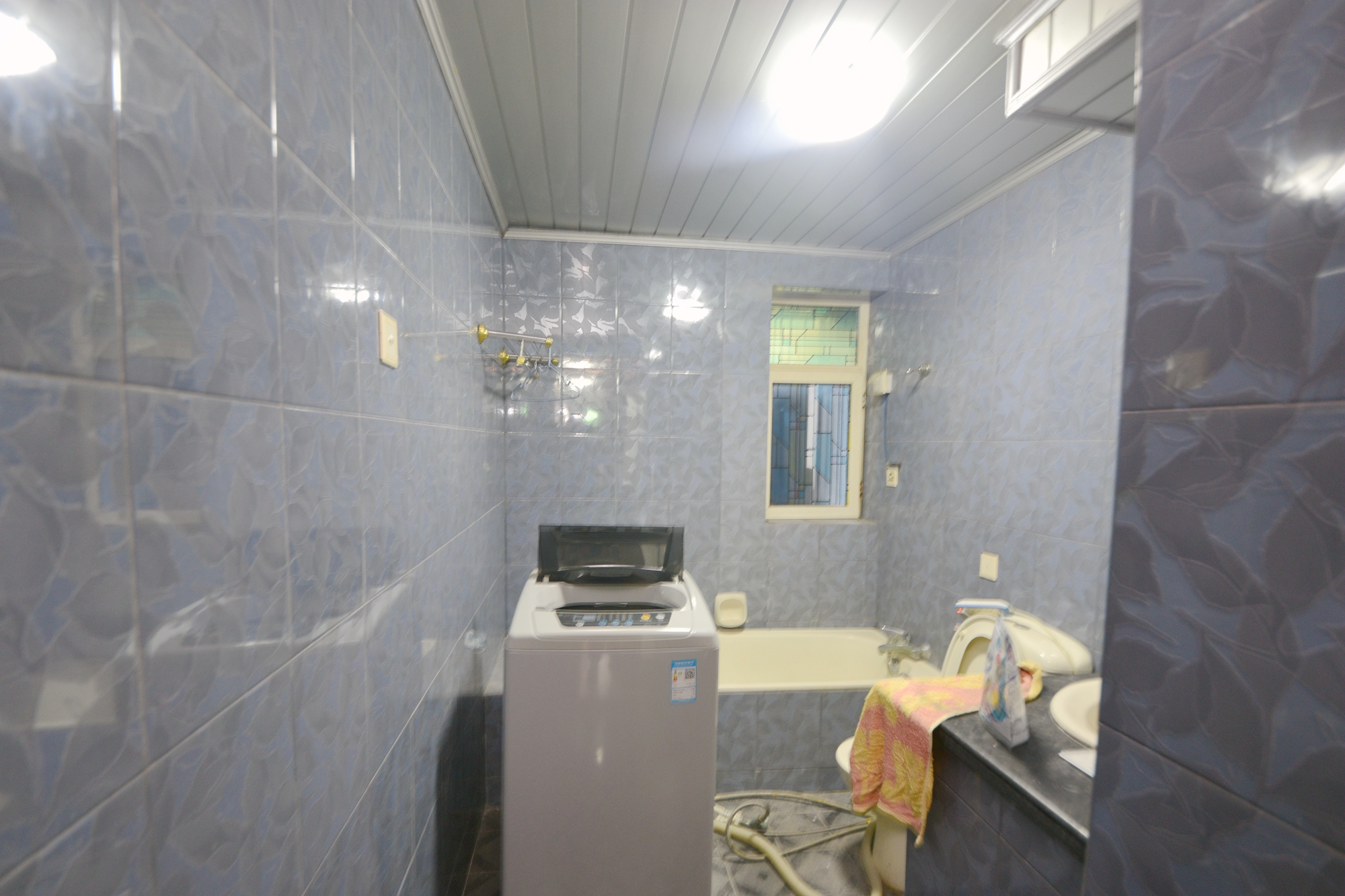 建丰公寓（长沙卷烟厂宿舍）  4室2厅1卫   119.00万卫生间