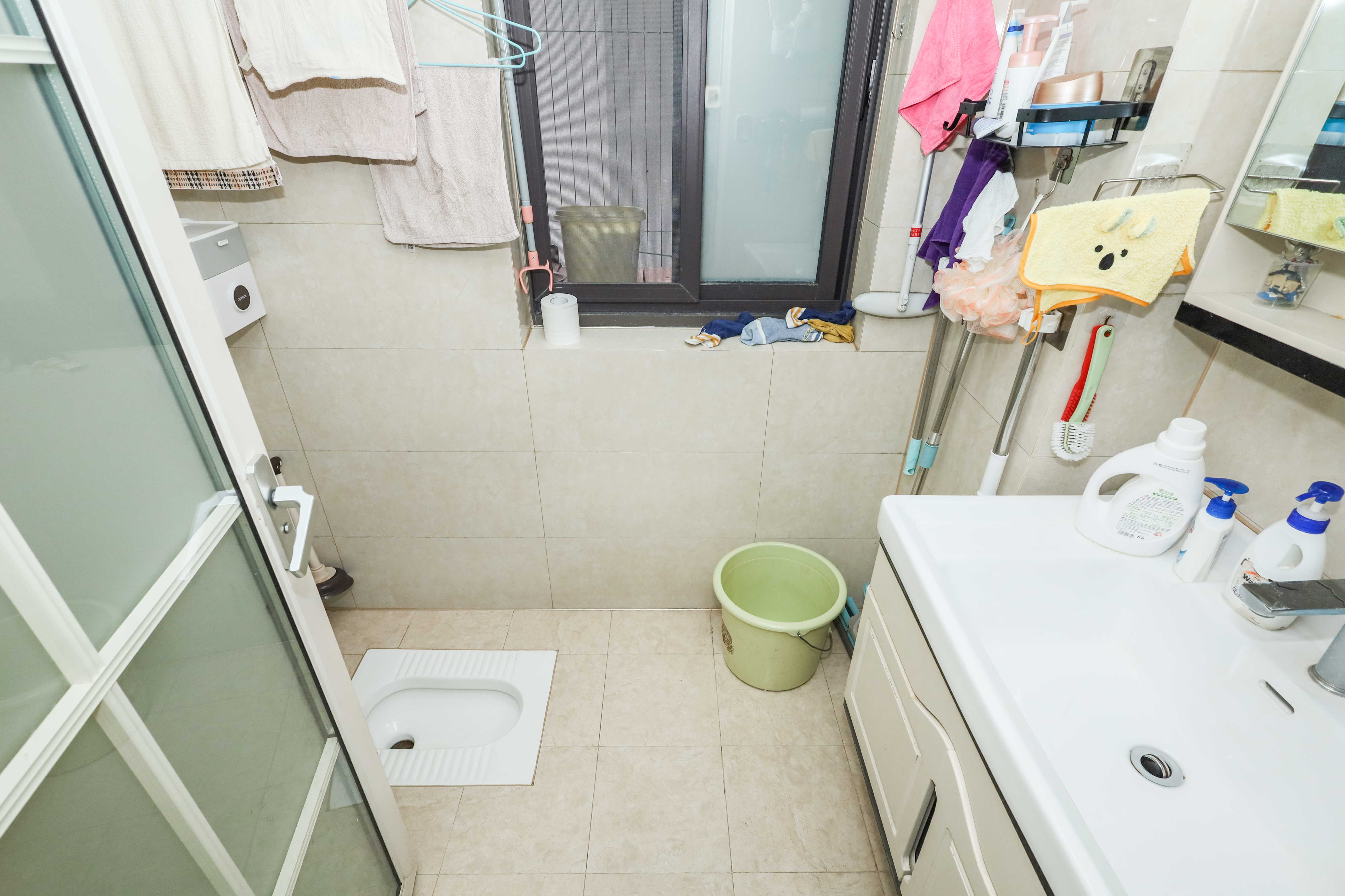 旭辉御府  3室2厅2卫   135.00万卫生间