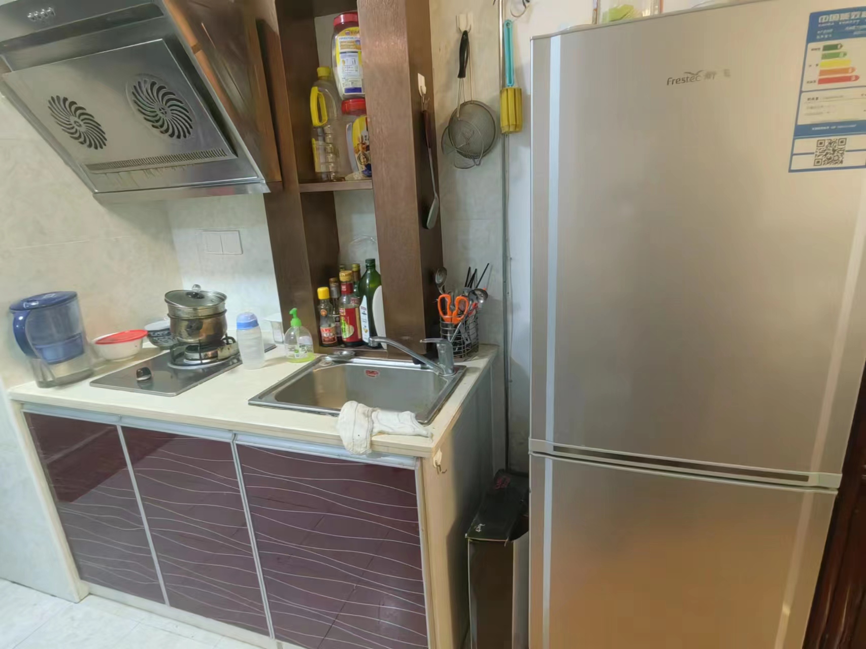 白石公馆 1室1厅1卫 24.80万 白石公馆 1室1厅1卫 24.80万客厅