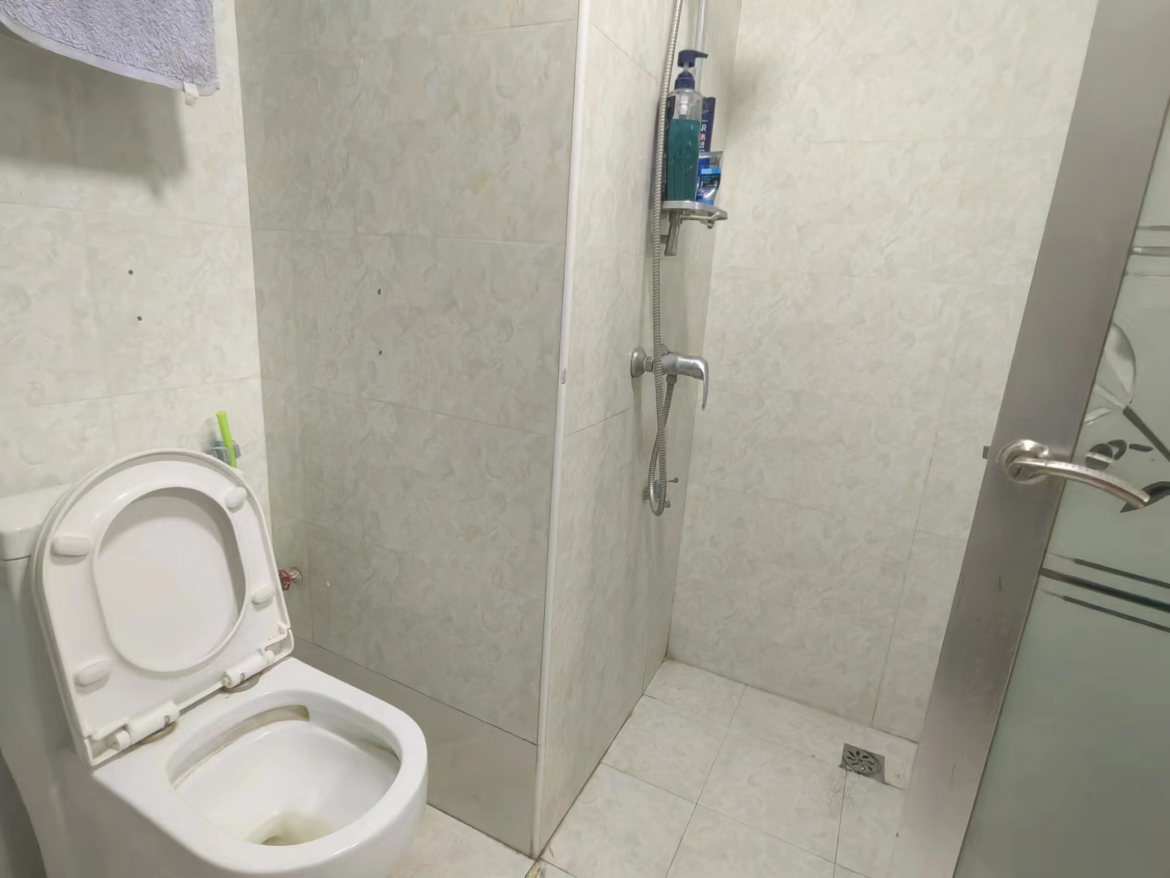 白石公馆 1室1厅1卫 24.80万 白石公馆 1室1厅1卫 24.80万客厅