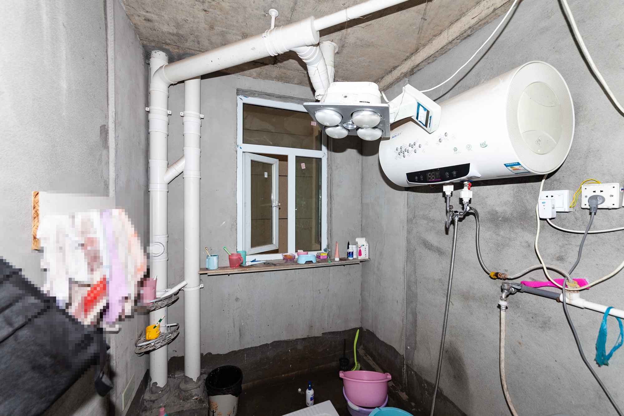 嘉宇银杉(嘉宇西苑) 3室2厅1卫 79.00万 嘉宇银杉(嘉宇西苑) 3室2厅1卫 79.00万卫生间