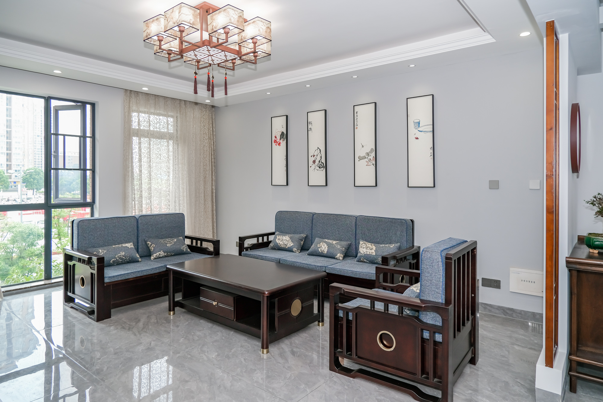 美林水郡 3室2厅1卫 128.80万 美林水郡 3室2厅1卫 128.80万客厅