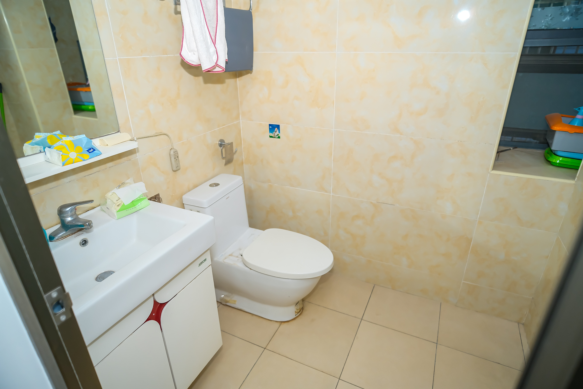 阳光紫薇园 8室2厅5卫 256.80万 阳光紫薇园 8室2厅5卫 256.80万其他