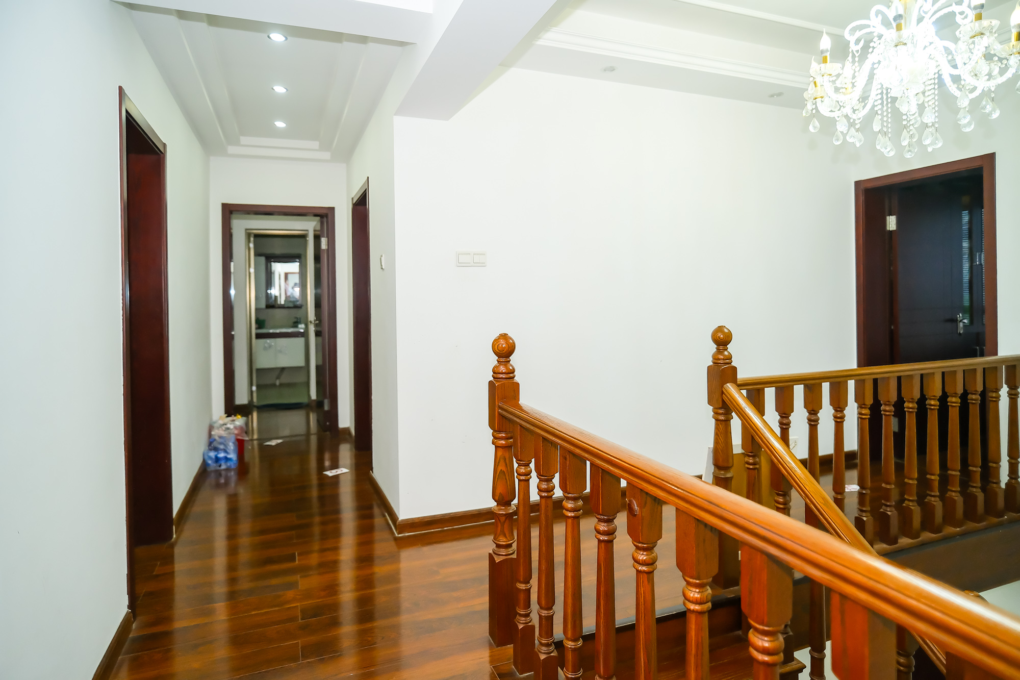 阳光紫薇园 8室2厅5卫 256.80万 阳光紫薇园 8室2厅5卫 256.80万其他