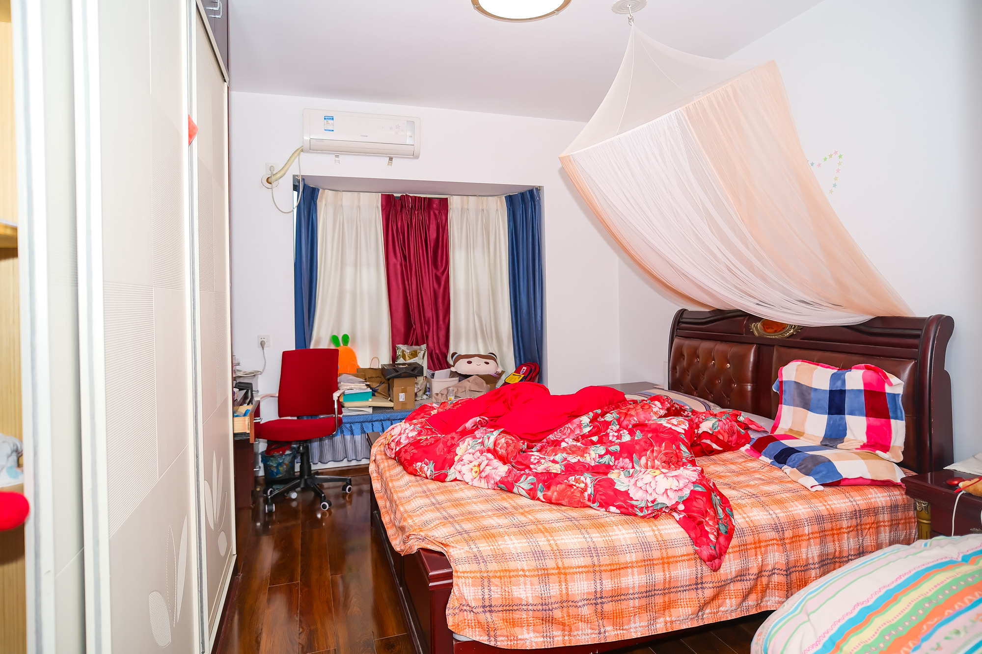 阳光紫薇园 8室2厅5卫 256.80万 阳光紫薇园 8室2厅5卫 256.80万其他