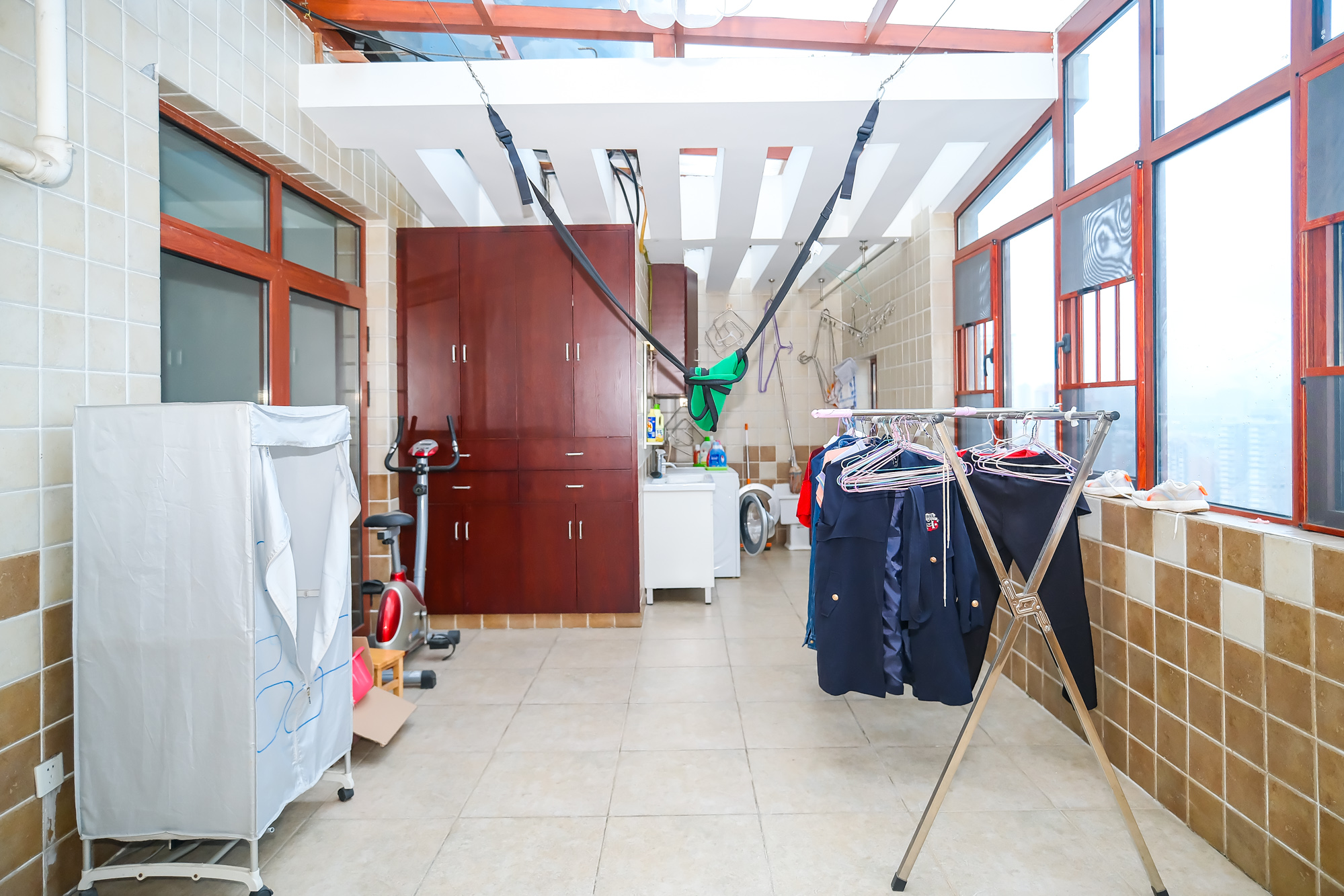 阳光紫薇园 8室2厅5卫 256.80万 阳光紫薇园 8室2厅5卫 256.80万其他