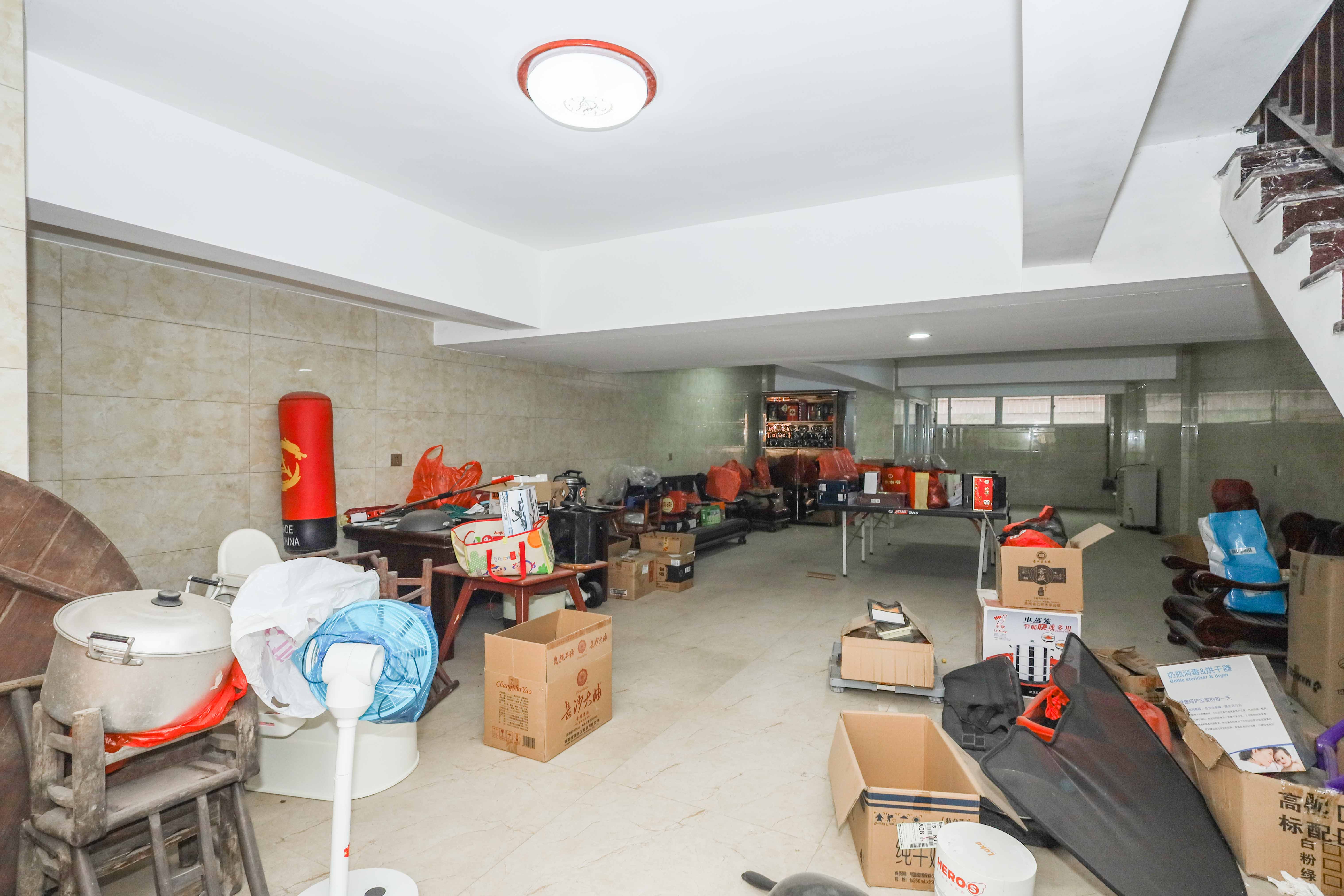 山水英伦  5室2厅3卫   346.00万 山水英伦  5室2厅3卫   346.00万其他