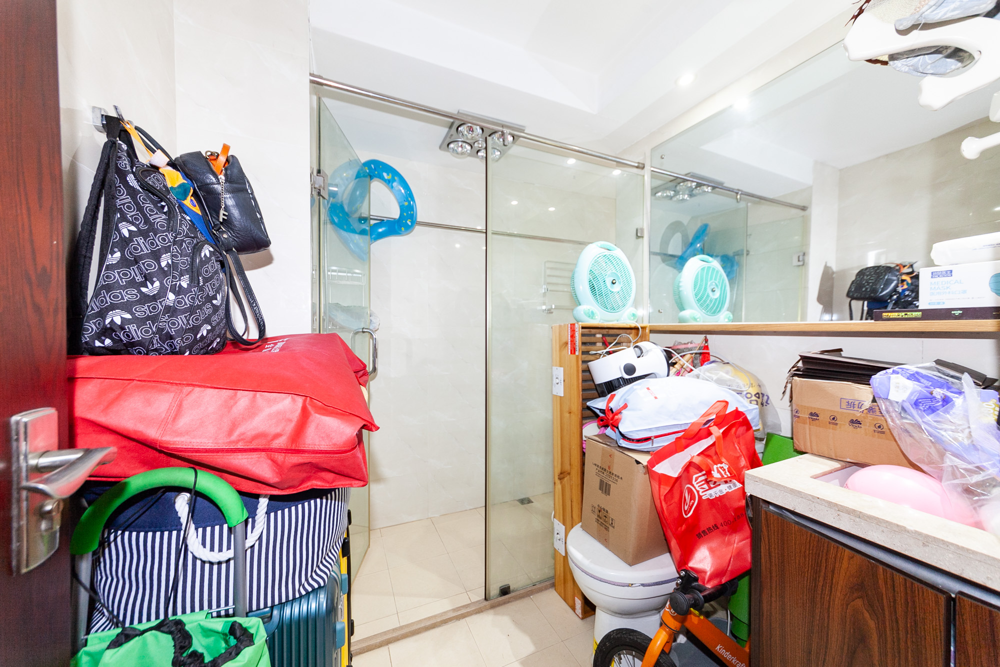 时代倾城一期  3室2厅2卫    104.0万其他