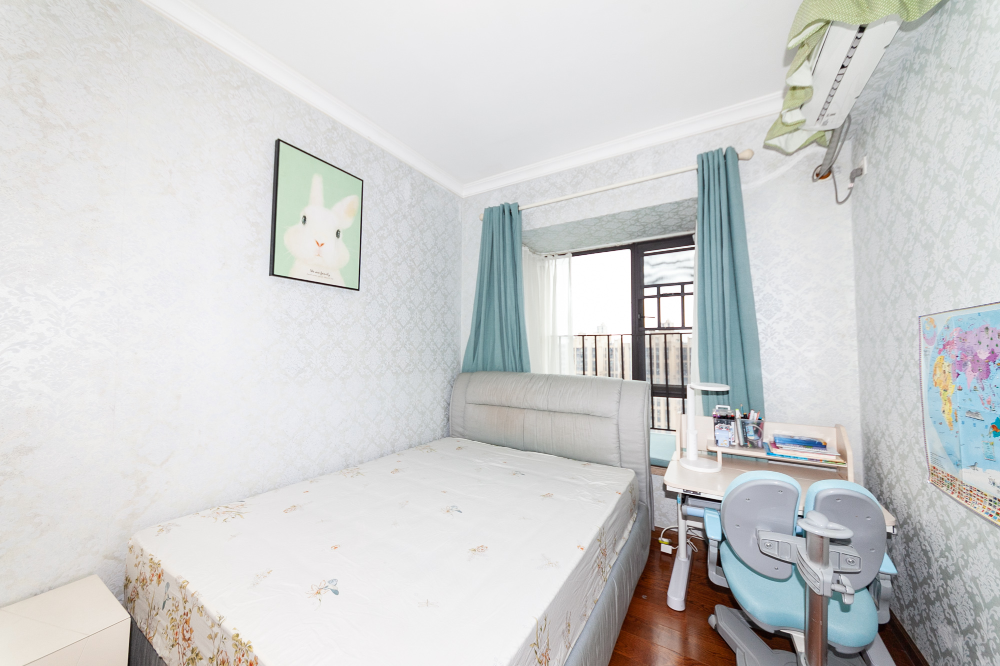 时代倾城一期  3室2厅2卫    104.0万卧室