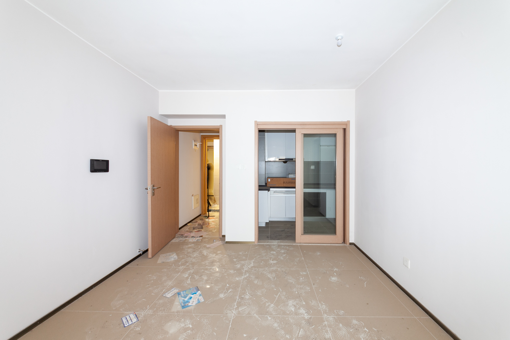 时代倾城二期 2室2厅1卫 83.50万 时代倾城二期 2室2厅1卫 83.50万客厅