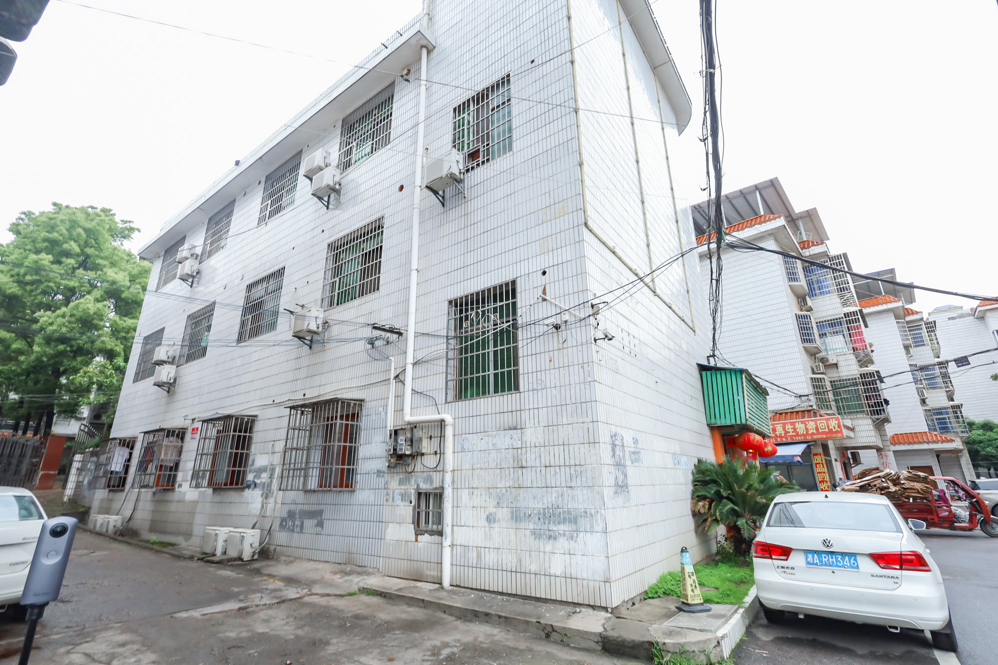 窑塘新村  9室9厅9卫   648.00万其他
