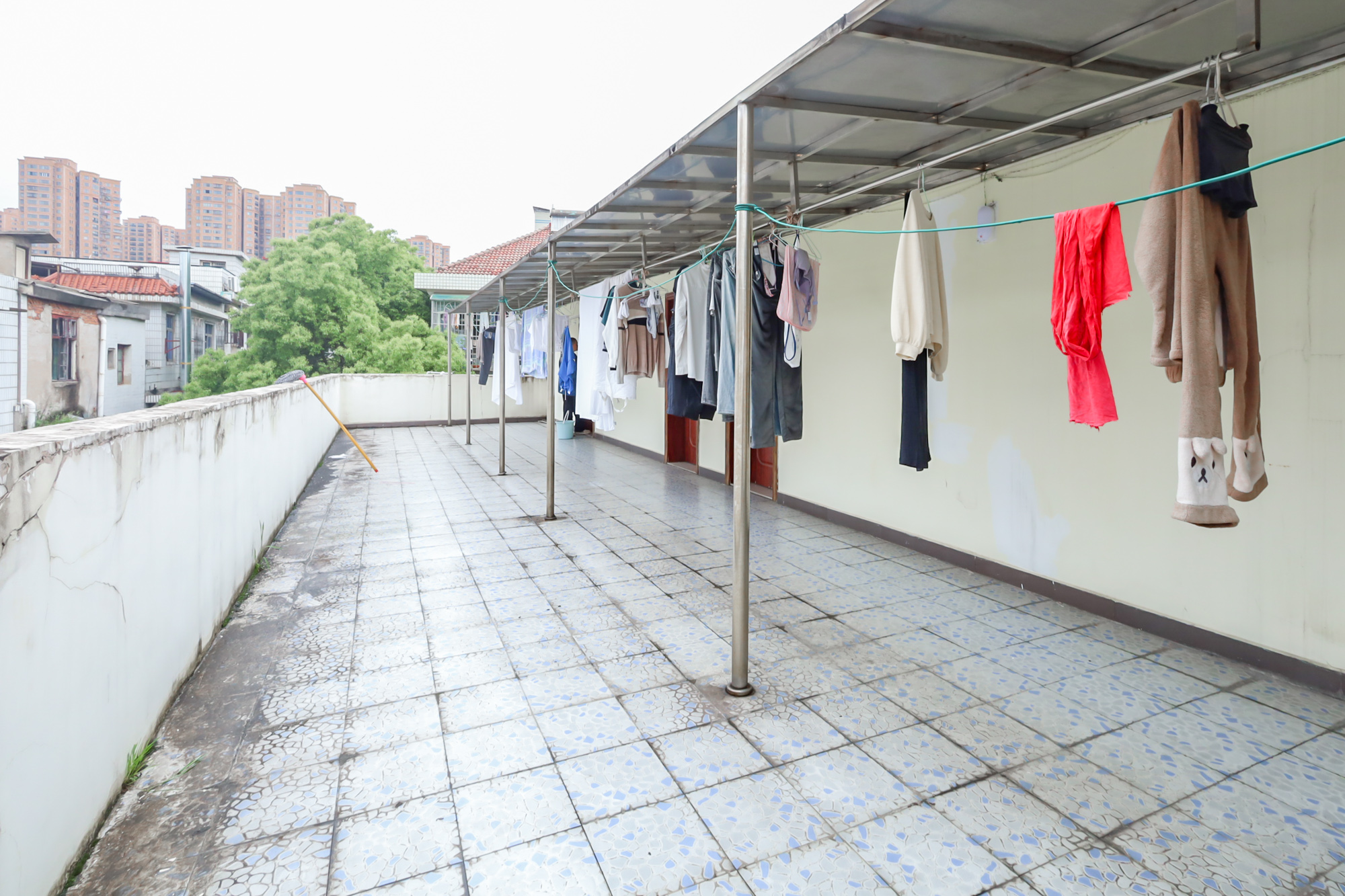 窑塘新村  9室9厅9卫   648.00万其他