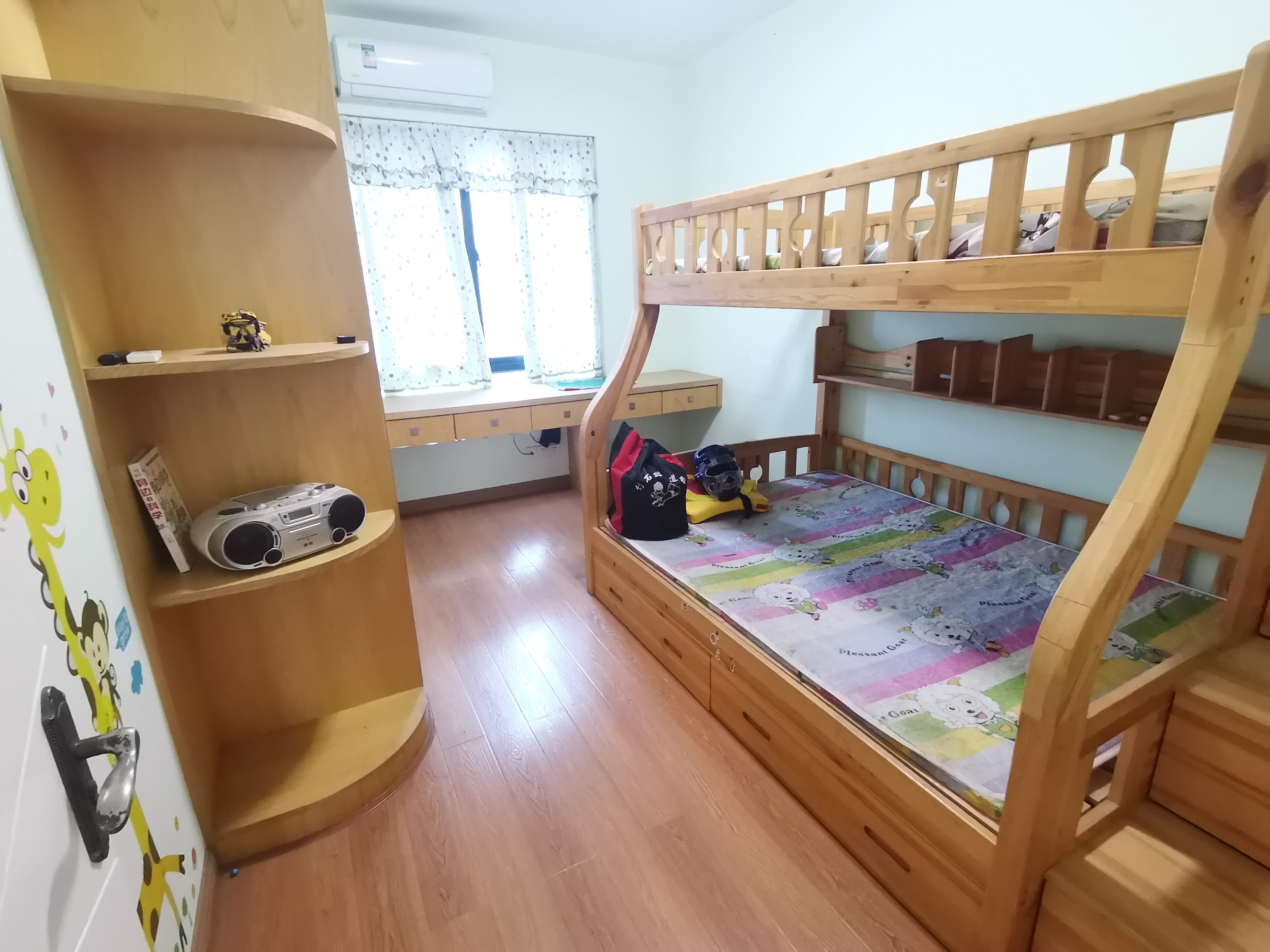 圣华名城建设北路110号 3室2厅2卫 72.00万 圣华名城建设北路110号 3室2厅2卫 72.00万室内图