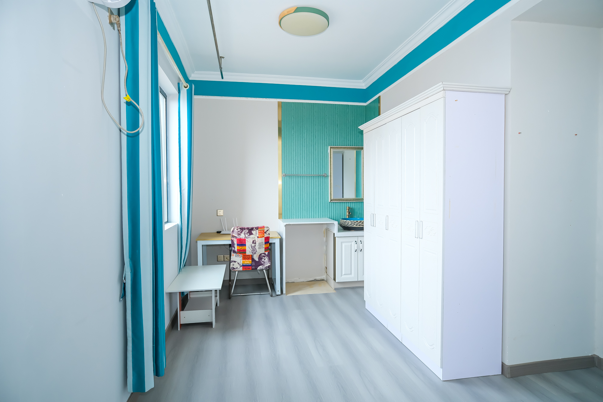 月亮湾草莓街区一、二期  3室2厅1卫   70.80万卧室