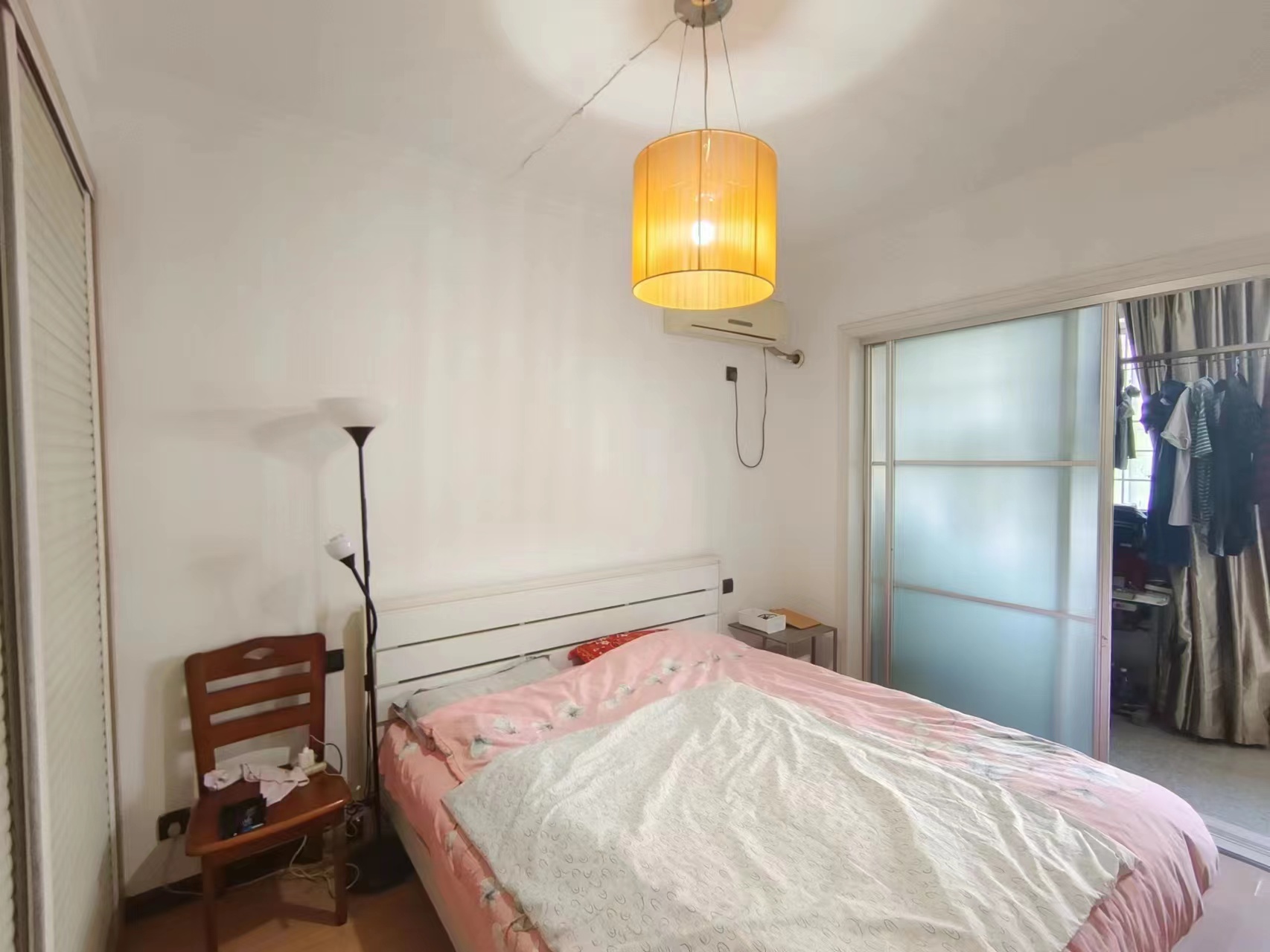 车辆检测站红旗南路40号 4室2厅2卫 73.80万 车辆检测站红旗南路40号 4室2厅2卫 73.80万室内图