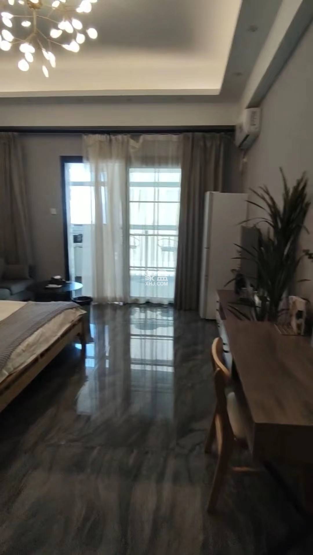 流金岁月-华晨国际 1室1厅1卫 45.00万 流金岁月-华晨国际 1室1厅1卫 45.00万室内图