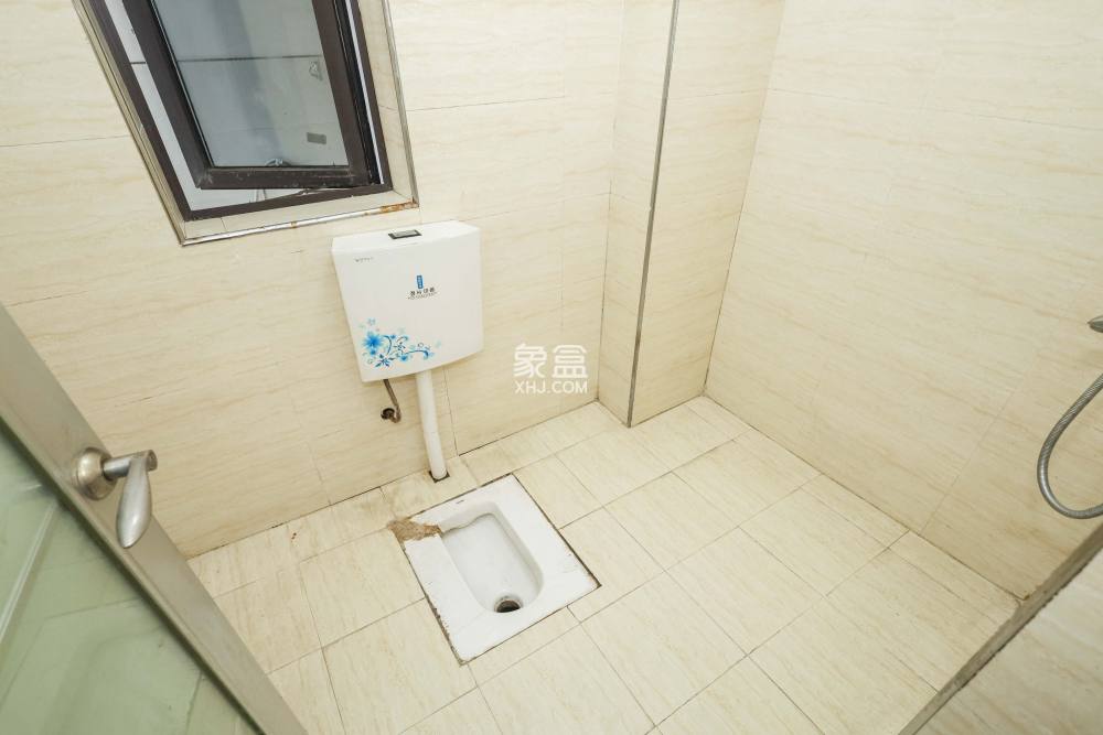 保利麓谷林語F區(qū)  3室2廳1衛(wèi)   93.00萬